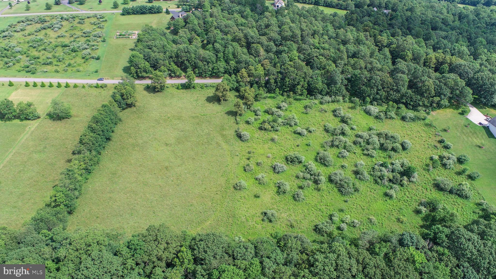 3 EDENS RIDGE ROAD