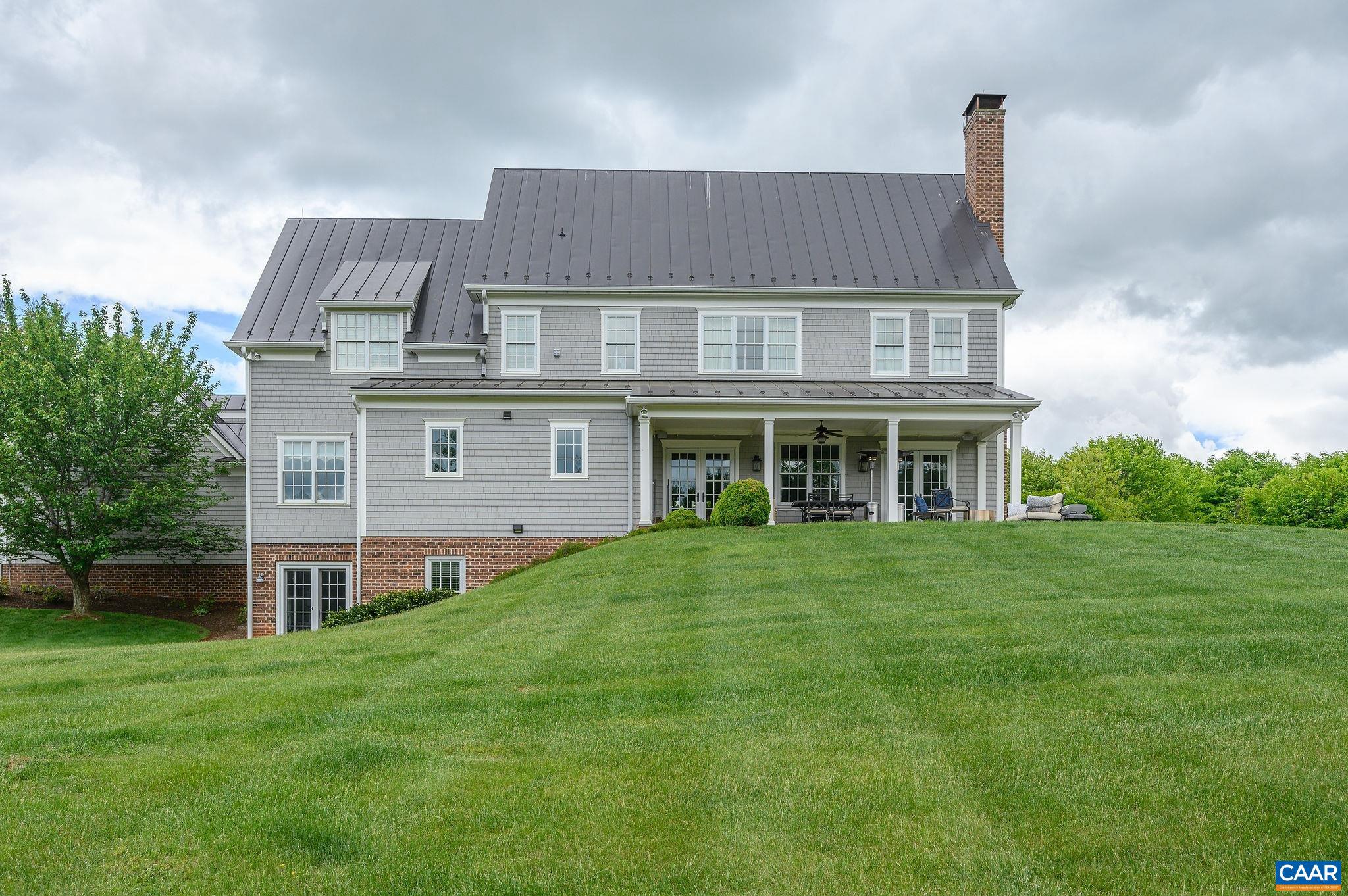 FAR HILLS - Residential