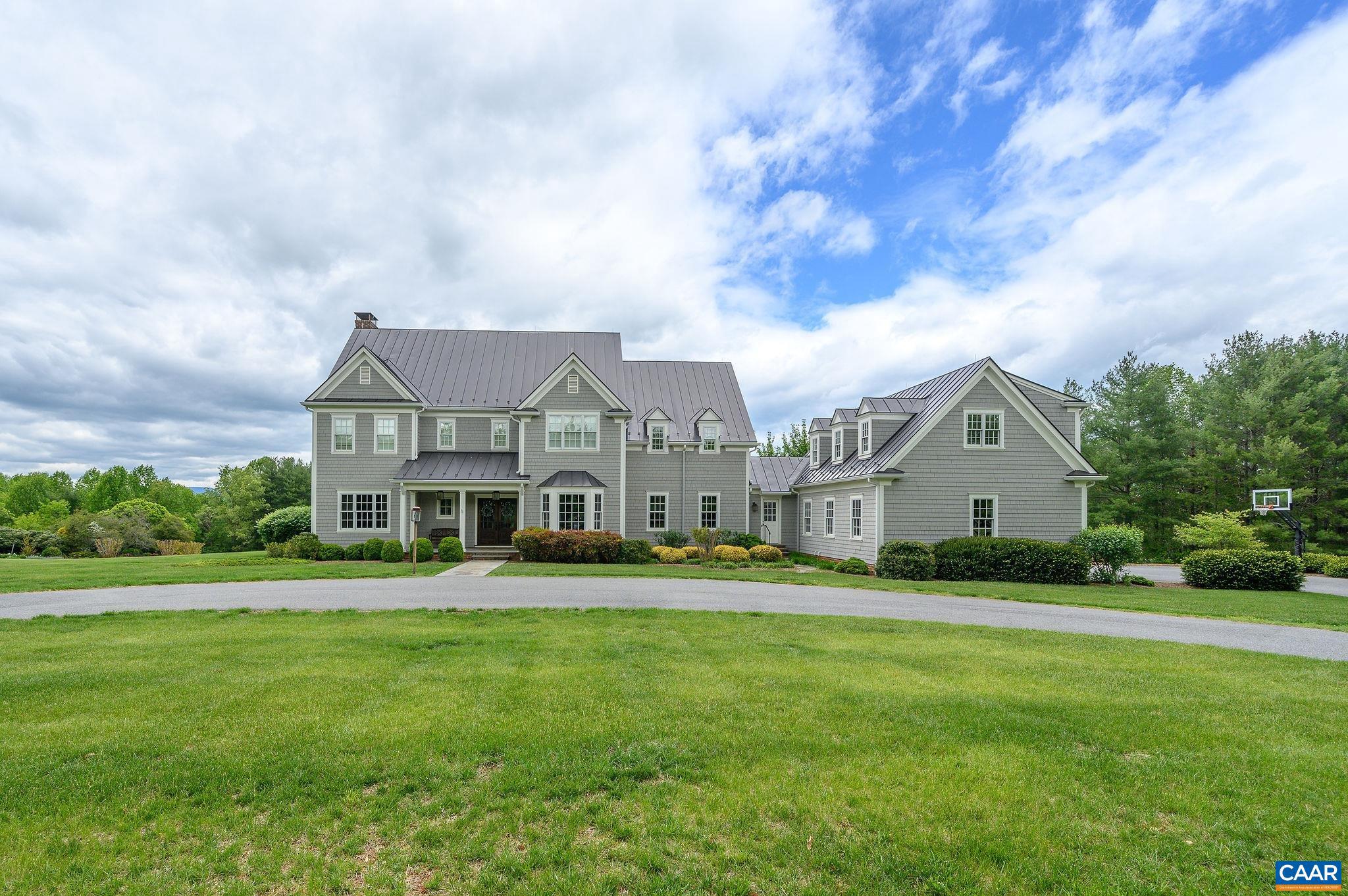 FAR HILLS - Residential