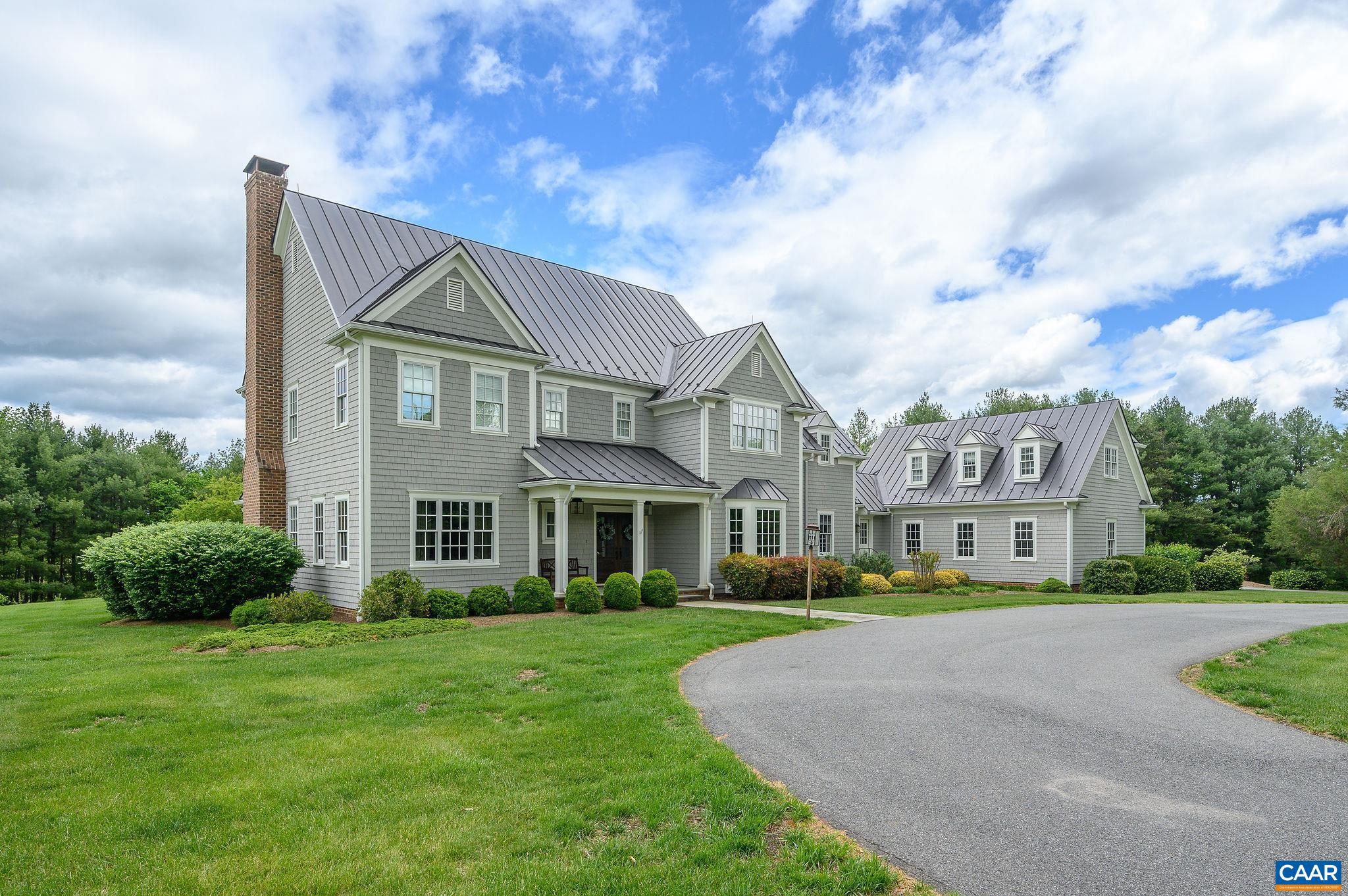 FAR HILLS - Residential