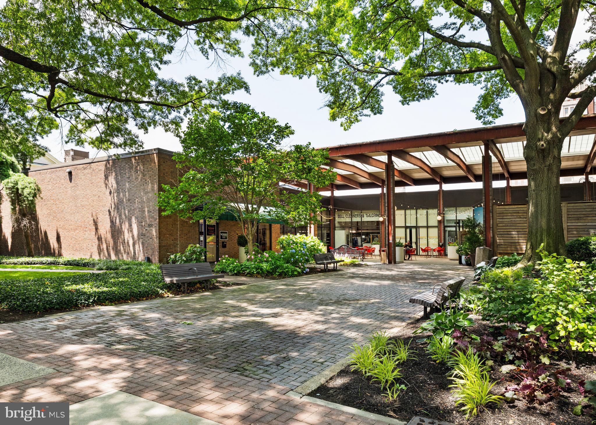 SOCIETY HILL - Residential