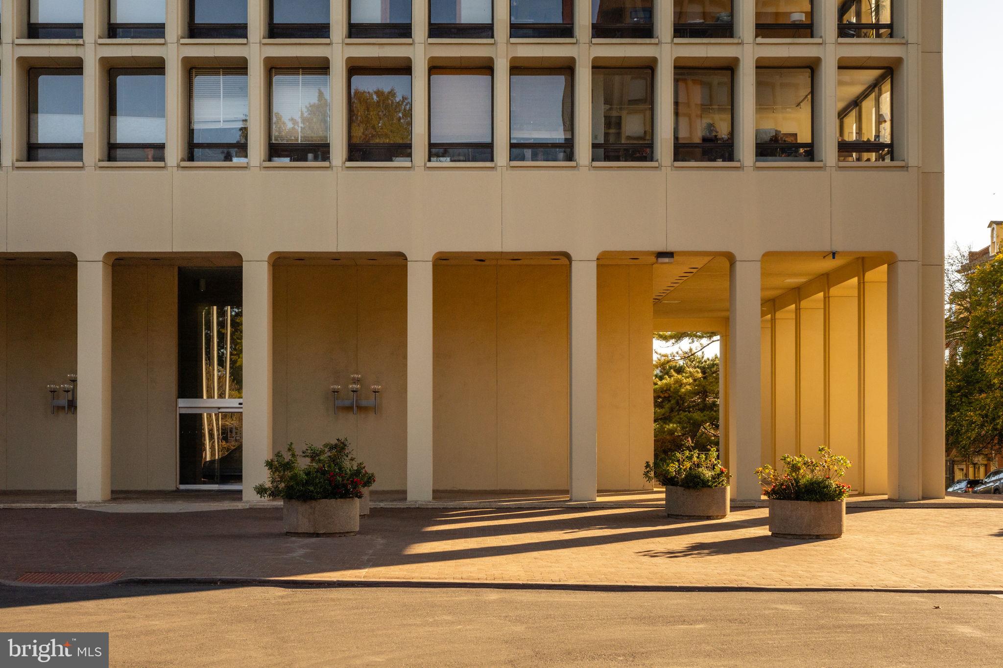 SOCIETY HILL - Residential