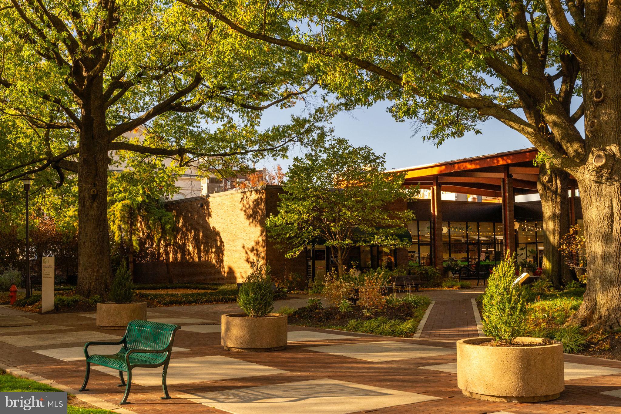 SOCIETY HILL - Residential