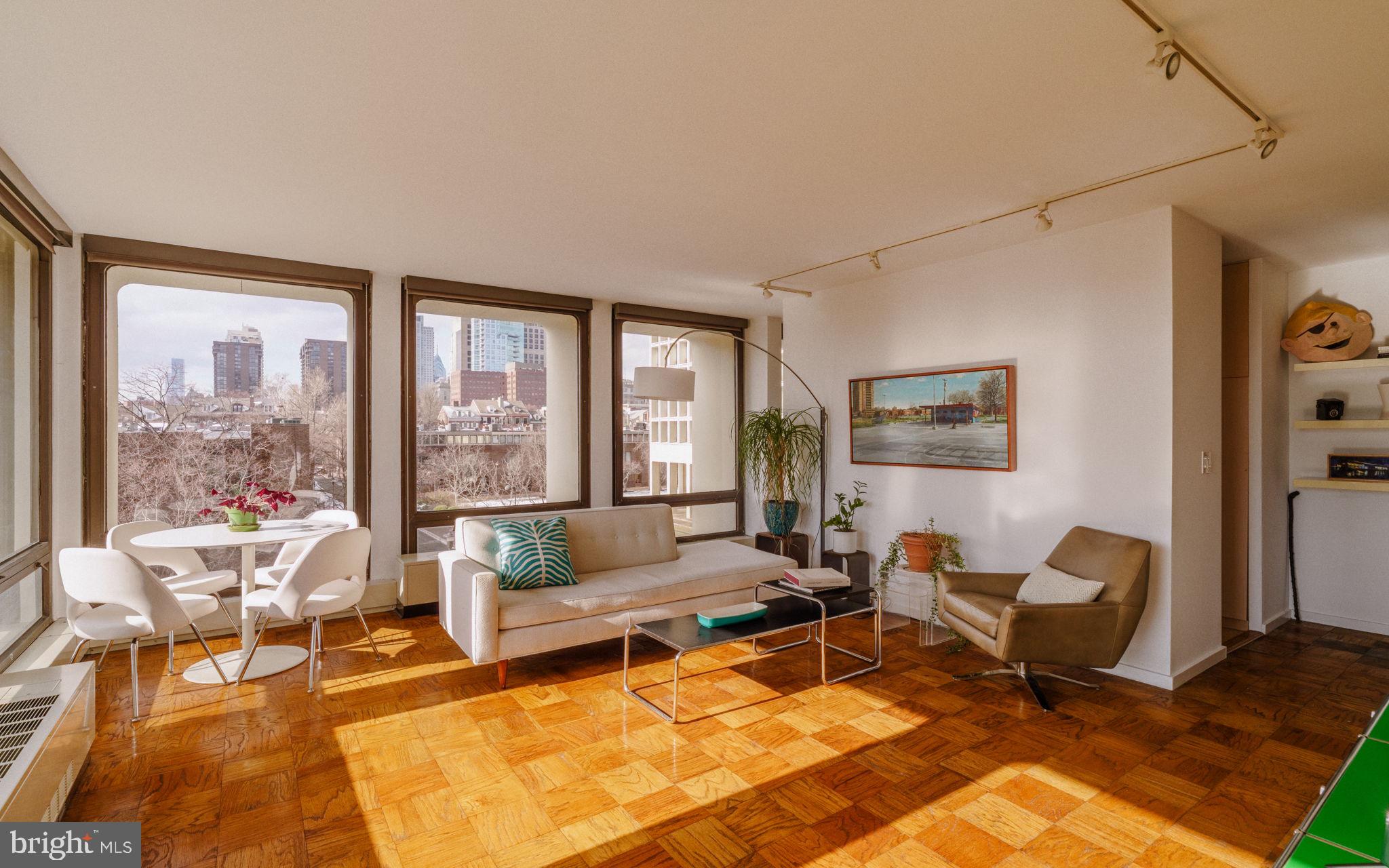 220 LOCUST STREET 2G