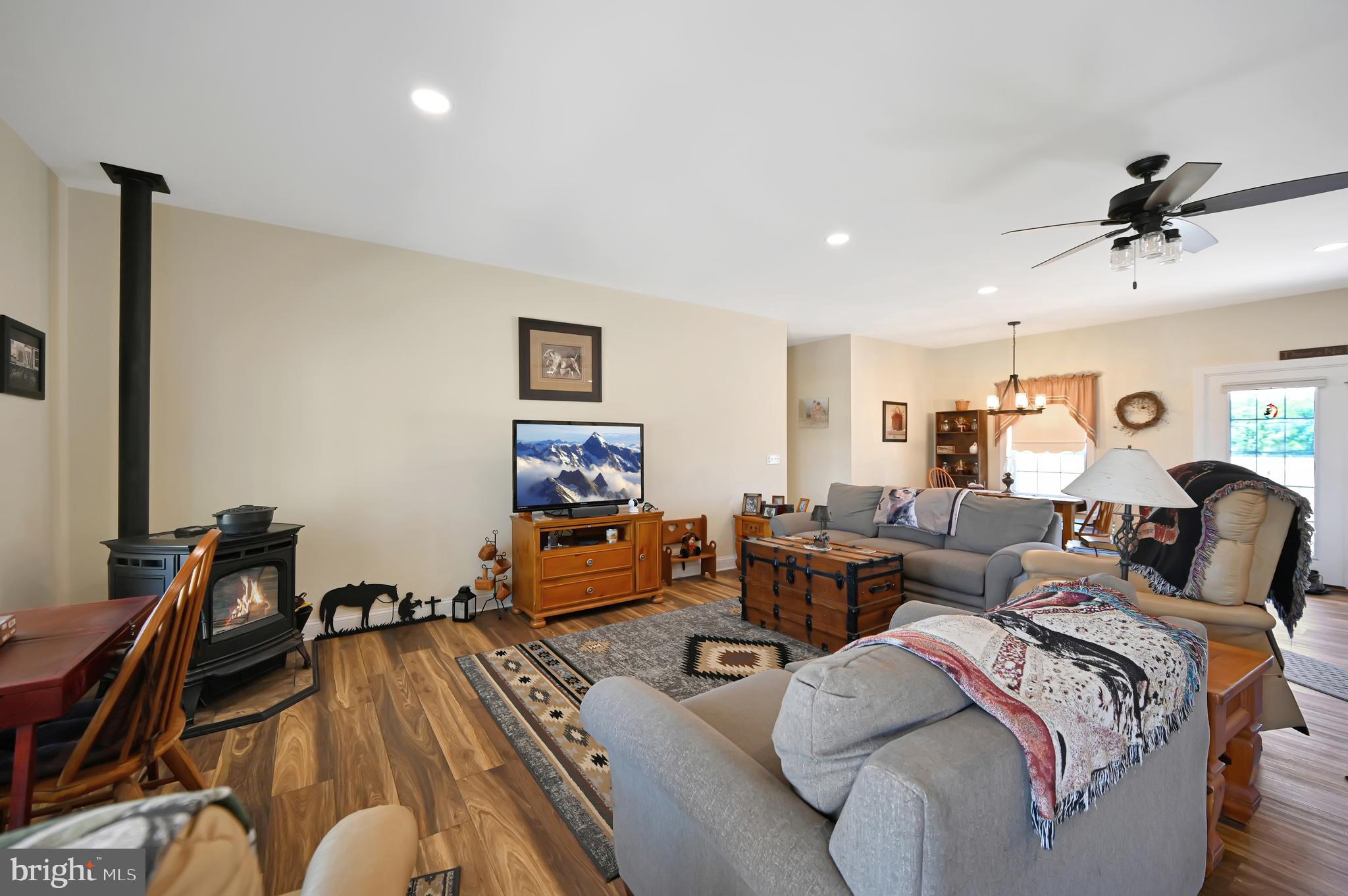 21176 PEPPER ROAD
