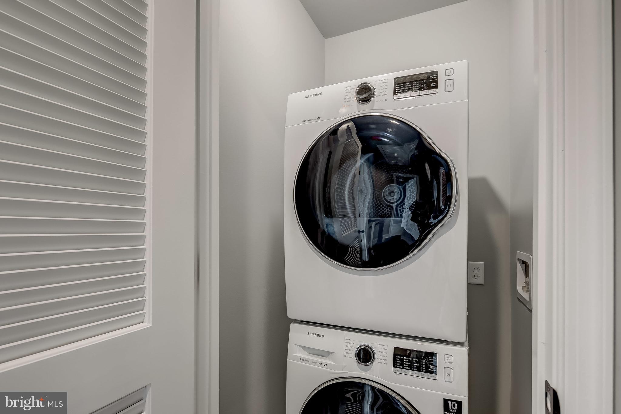 RIVIERA BEACH - Residential