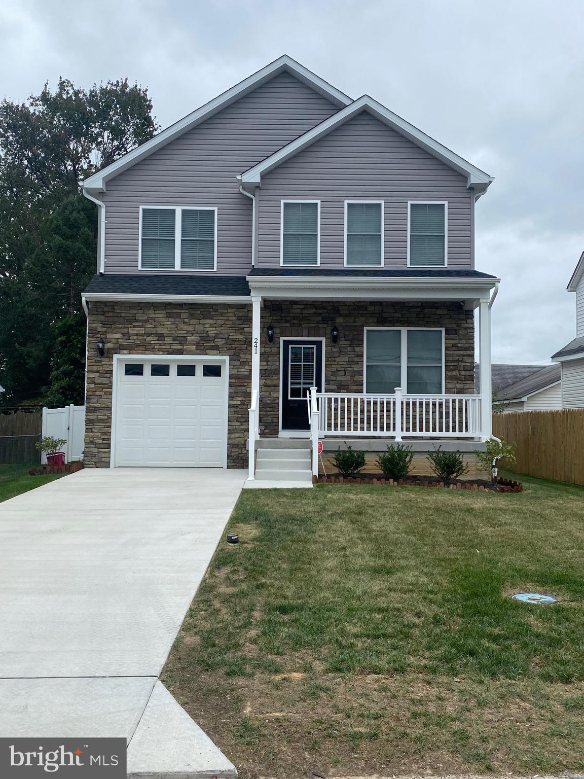 BRAND NEW CONSTRUCTION WITH GARAGE PARKING IN SOUGHT-AFTER RIVIERA BEACH NOW AVAILABLE. AWESOME COMMUNITY WATER FEATURES, WATERFRONT WALKING PATHS, FISHING PIER, BOAT RAMPS, COMMUNITY BEACH, AND COMMUNITY PLAYGROUND. OVER 2,250+ SQUARE FEET. TONS OF NATURAL LIGHT. GLEAMING HARDWOODS CASCADE THROUGHOUT. ENJOY CUSTOM CABINETRY, IMPORTED TILE, UPGRADED TRIM AND PAINT PACKAGE, GORGEOUS COUNTERTOPS, SS APPLIANCES IN DESIGNER CHEF'S KITCHEN WITH A LARGE ISLAND. OVERSIZED FAMILY ROOM WITH GIGANTIC DINING SPACE. HIGH CEILINGS. SPACIOUS 4 BEDROOMS WITH 2.5 BATHROOMS. LARGE OUTDOOR SPACE - GREAT FOR ENTERTAINING. CLOSE PROXIMITY TO LOCAL DINING, RETAIL SHOPPING, AND MAJOR HIGHWAYS. BUILDER SERVICE WARRANTY PROVIDED. SCHEDULE A PRIVATE TOUR TODAY. BUYER TO PAY ALL TRANSFER AND RECORDATION TAXES. BUILDER SAMPLE PHOTO