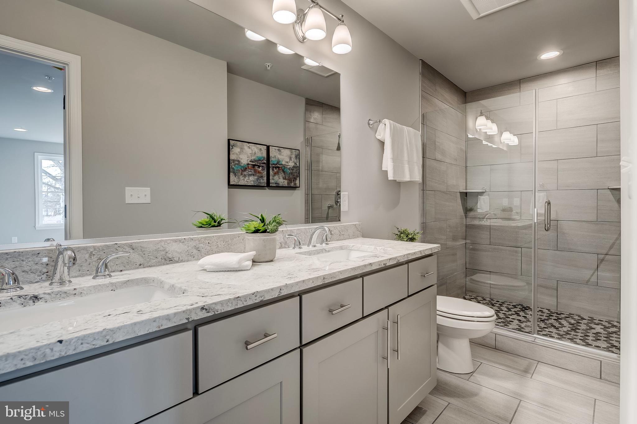 RIVIERA BEACH - Residential