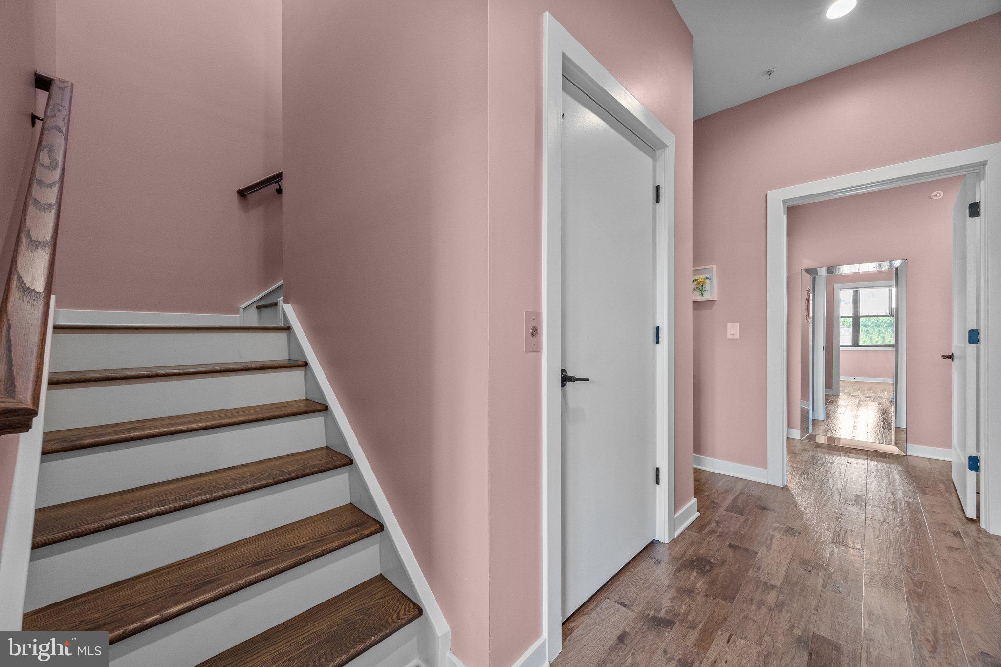 THE LOCKS - Residential