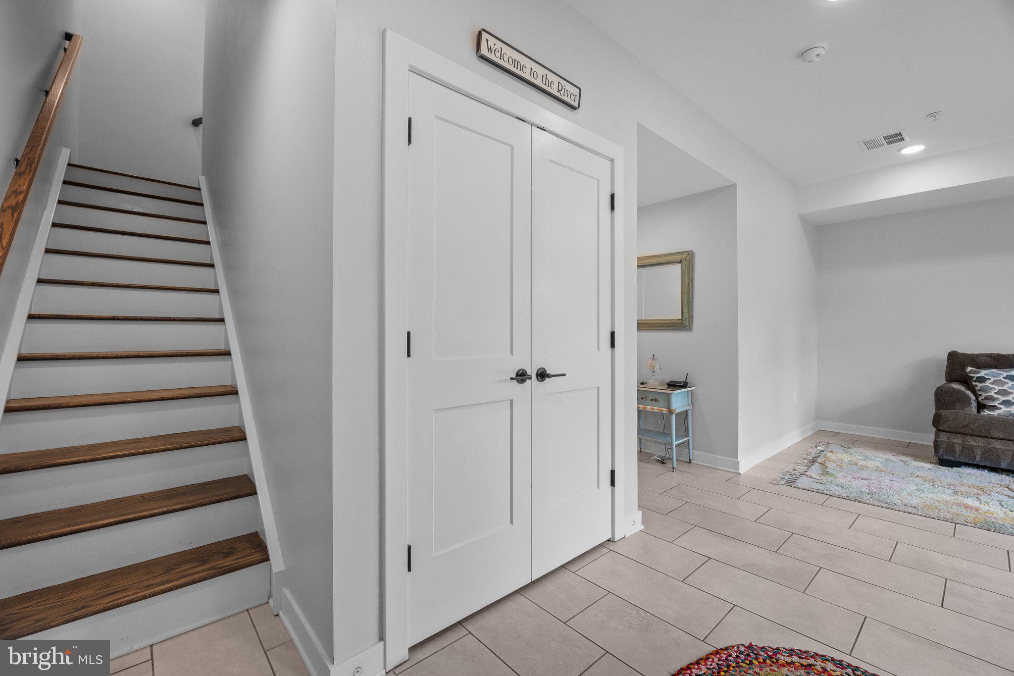 THE LOCKS - Residential