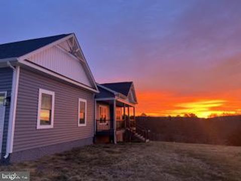Homes For Sale - 34 Hershel Lane<br/> Berkeley County, HEDGESVILLE, WV 25427