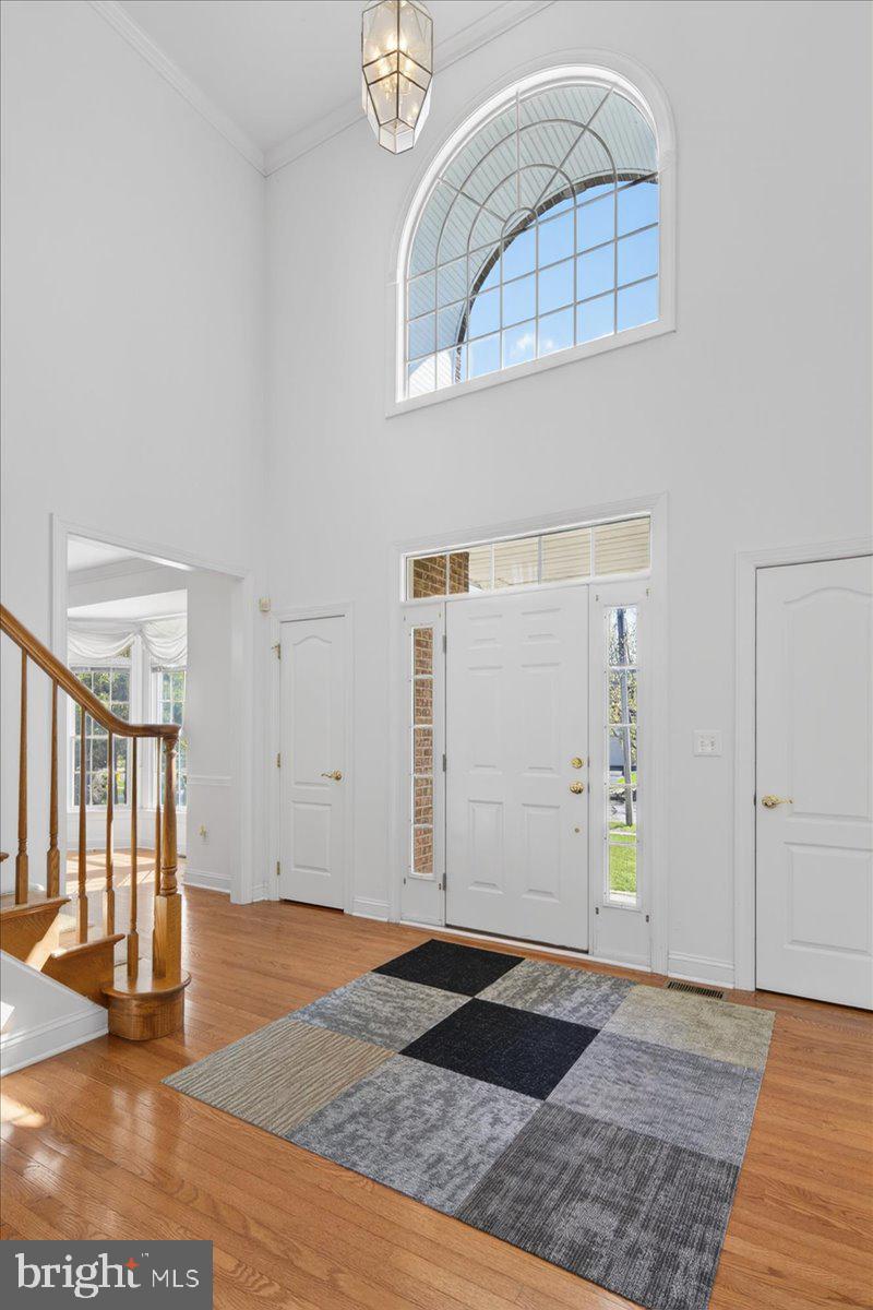 10 JEWEL ROAD