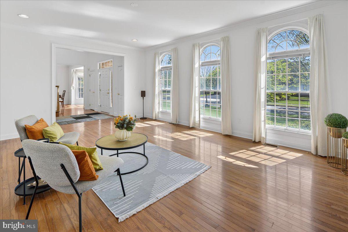 10 JEWEL ROAD