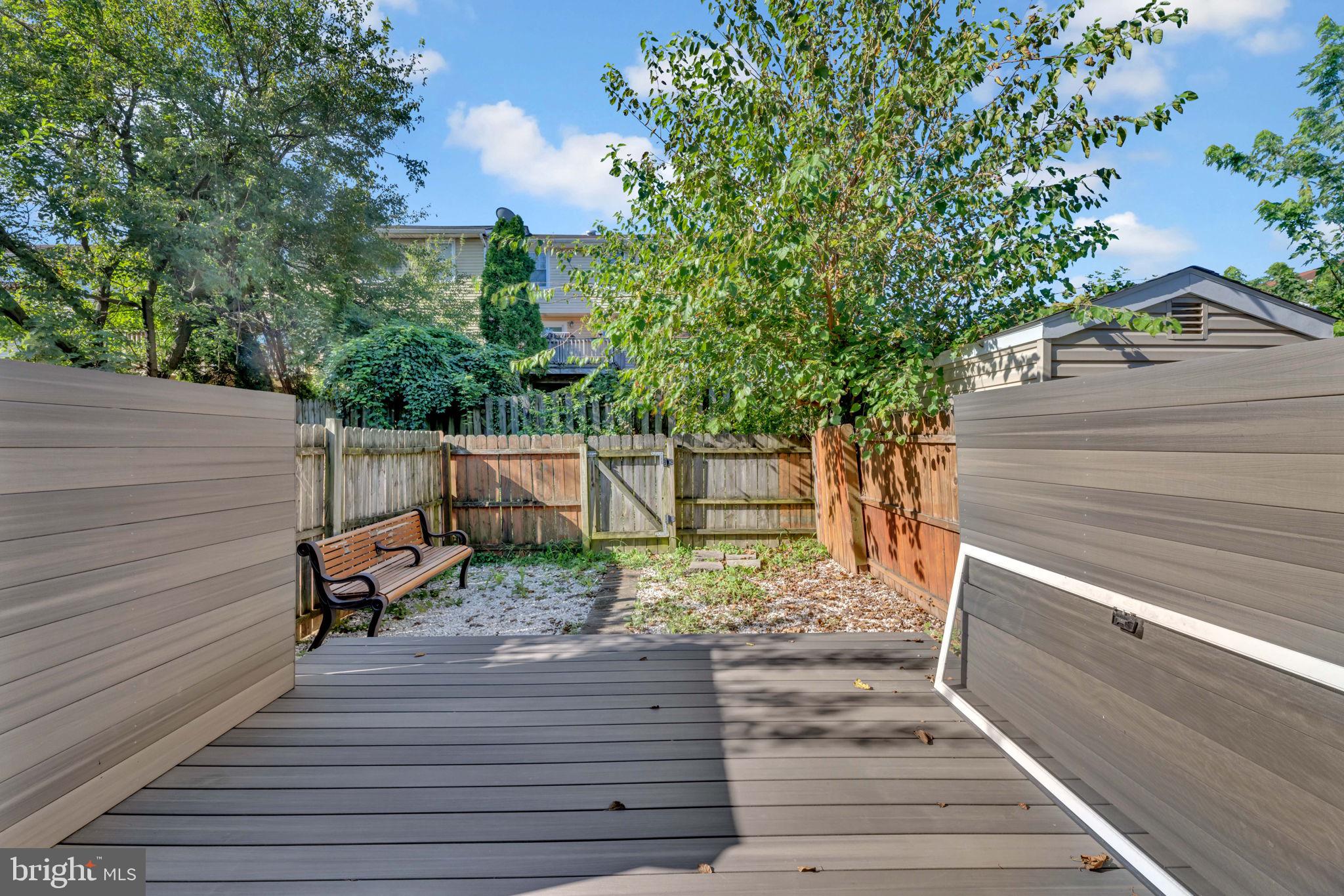 KINGS COURT - Residential Lease