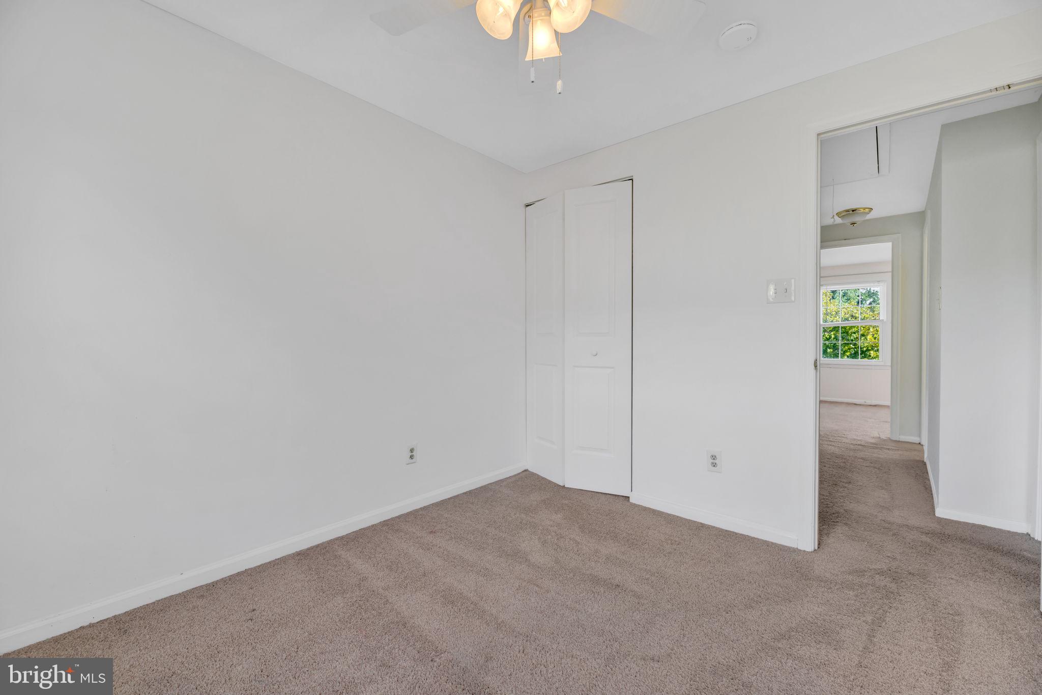 KINGS COURT - Residential Lease