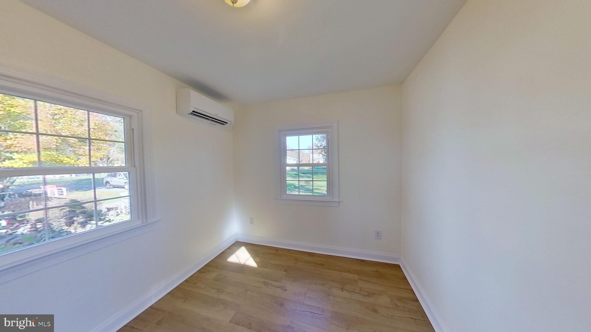 MOUNT PLEASANT - Residential Lease