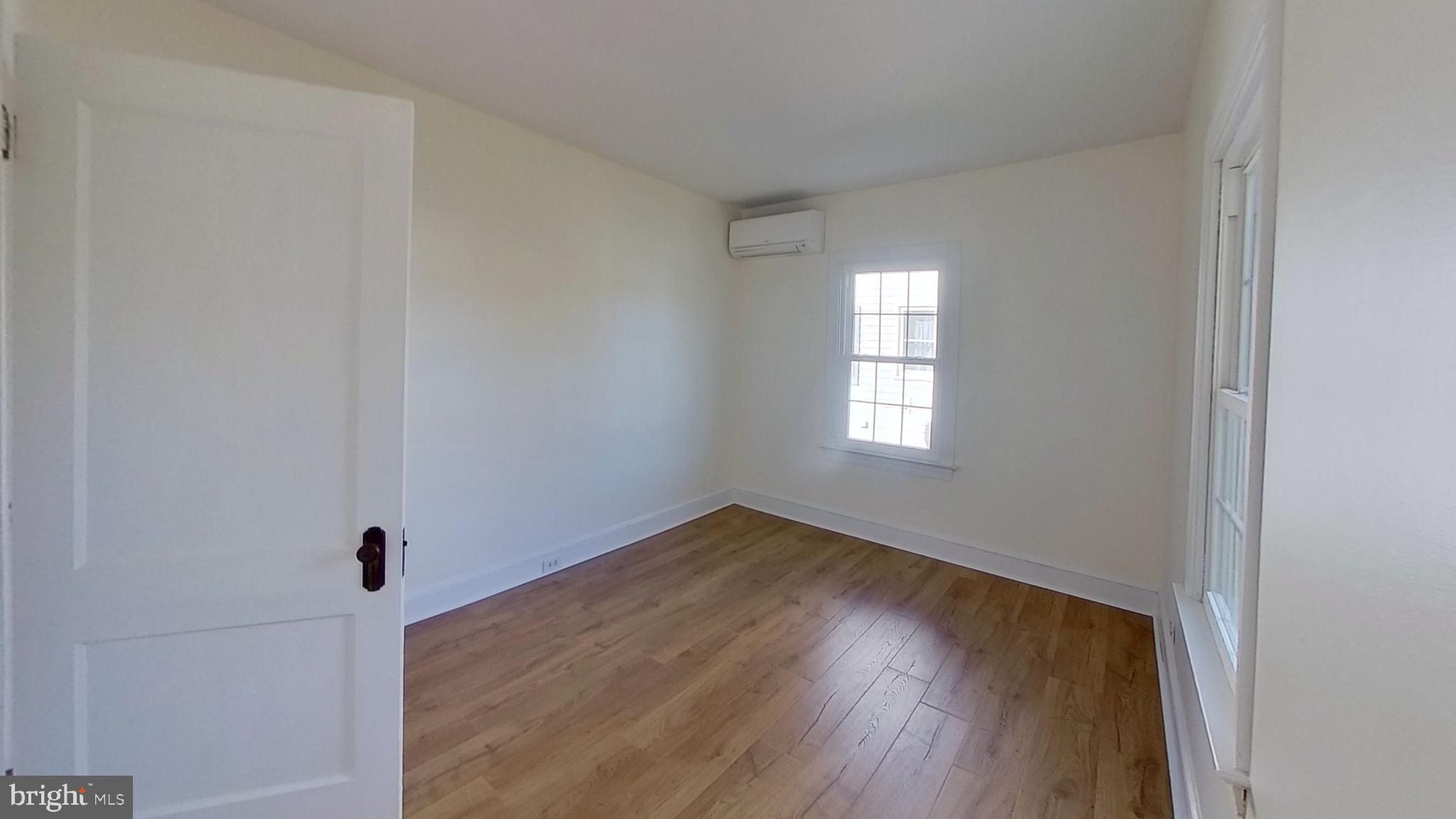 MOUNT PLEASANT - Residential Lease