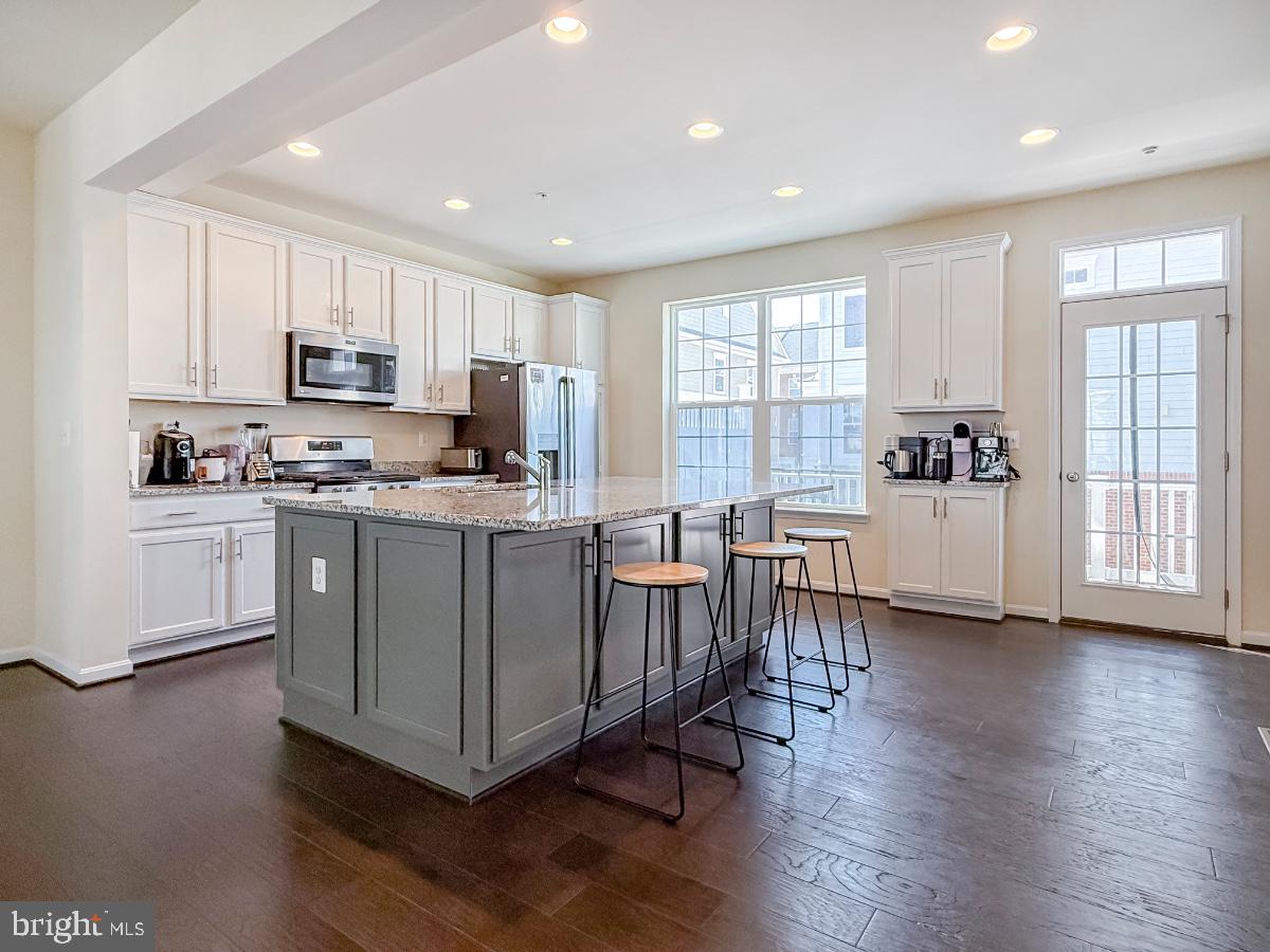 STEEPLECHASE - Residential Lease