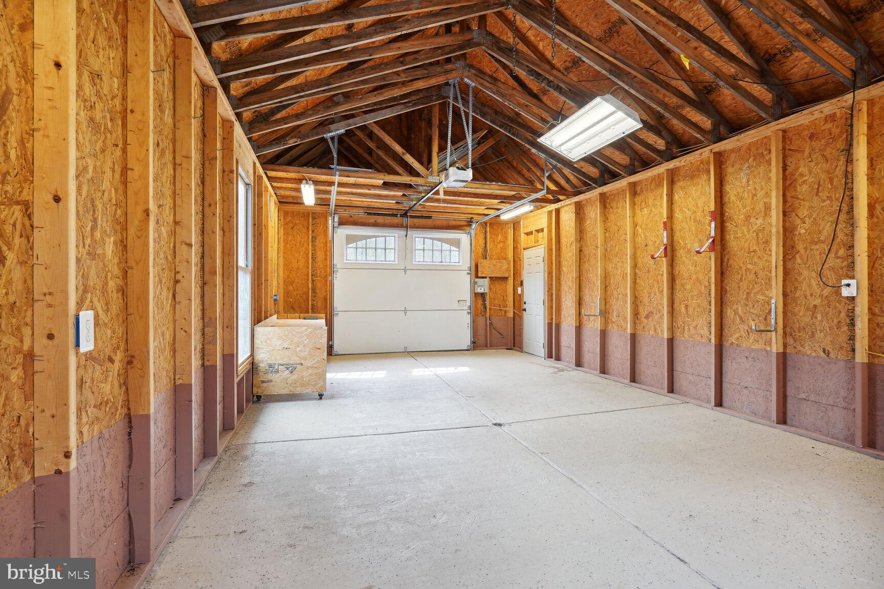 AUTUMN OAKS ESTATES - Residential