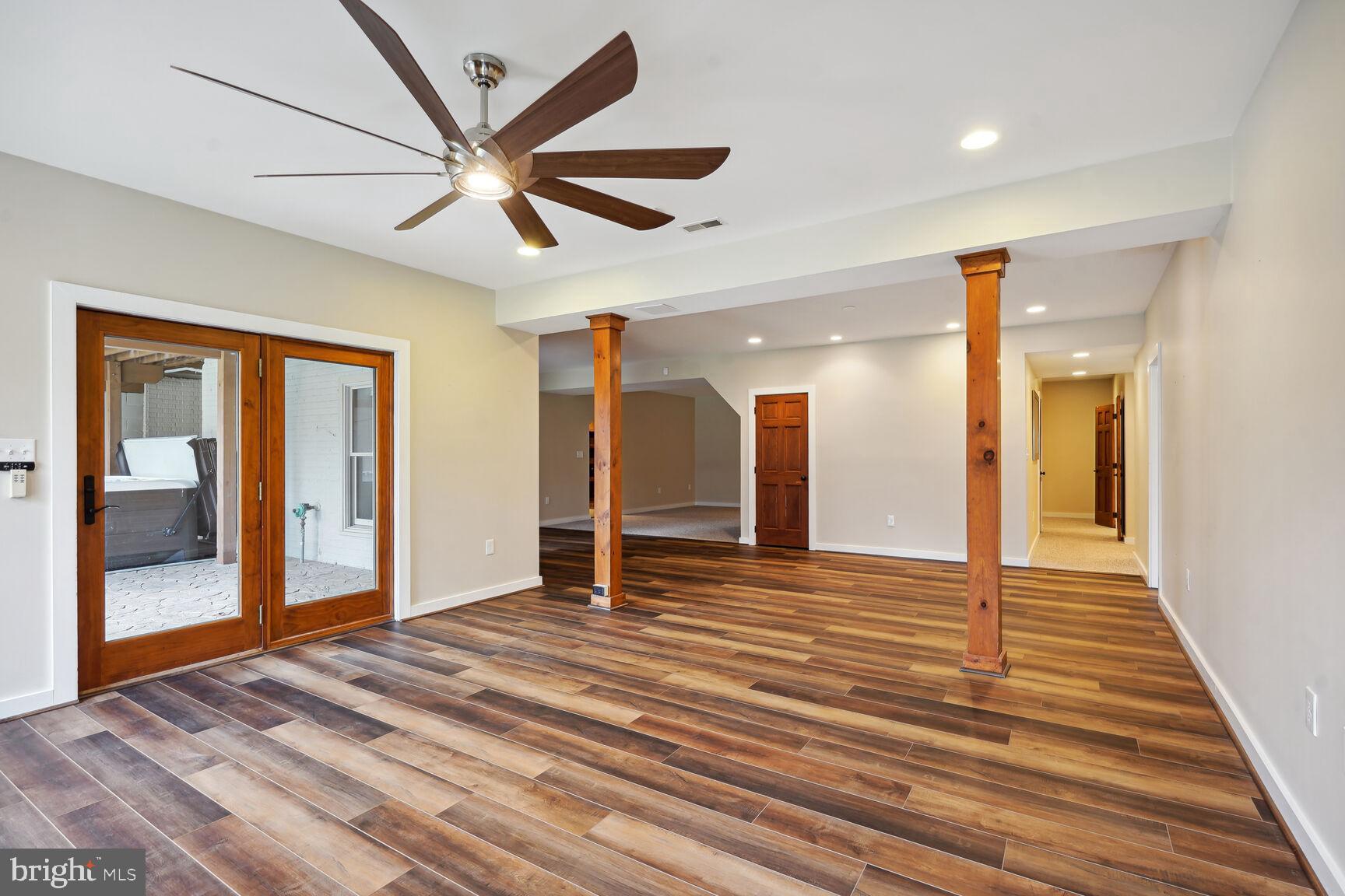 AUTUMN OAKS ESTATES - Residential