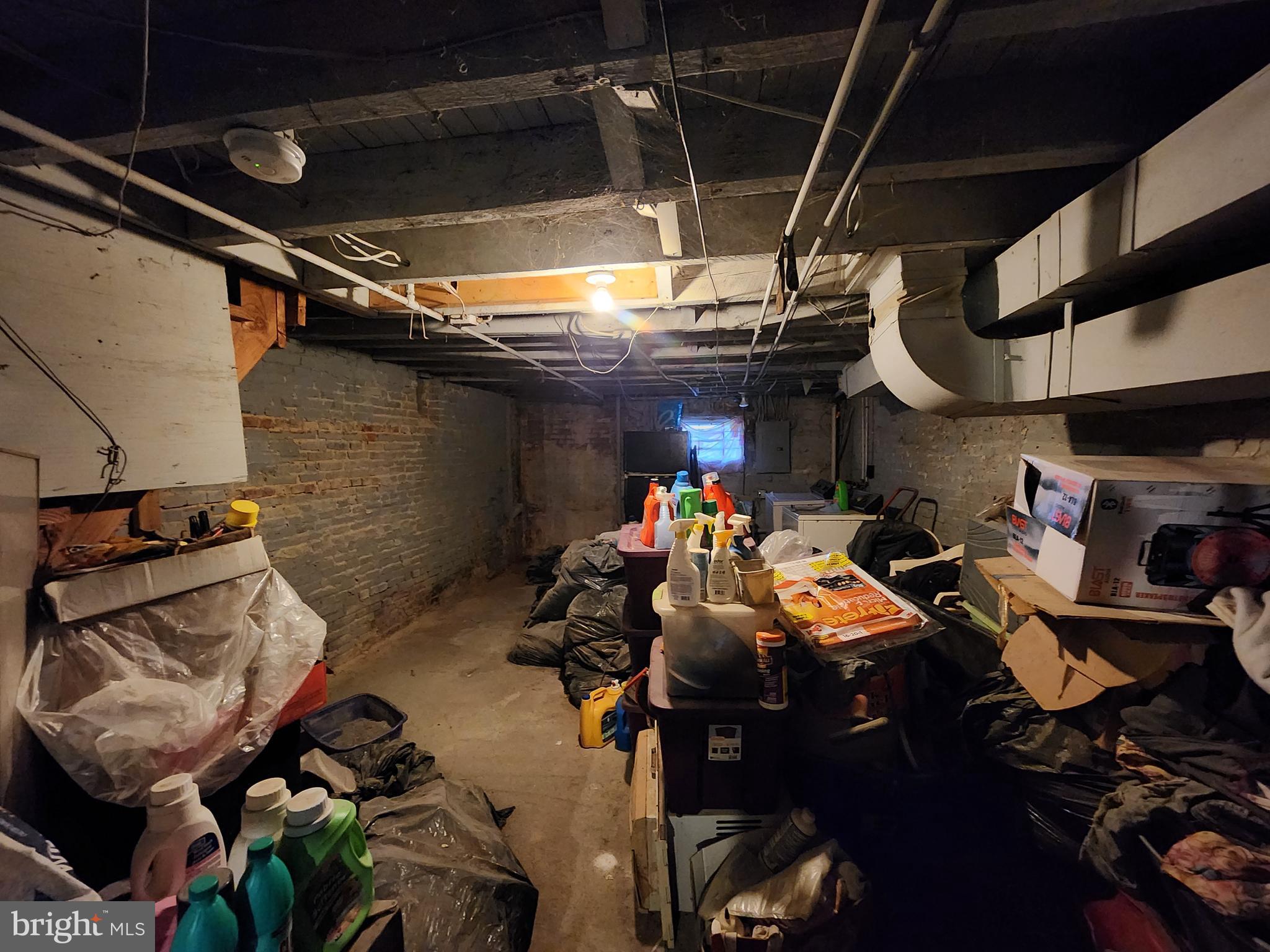 BROADWAY EAST - Residential