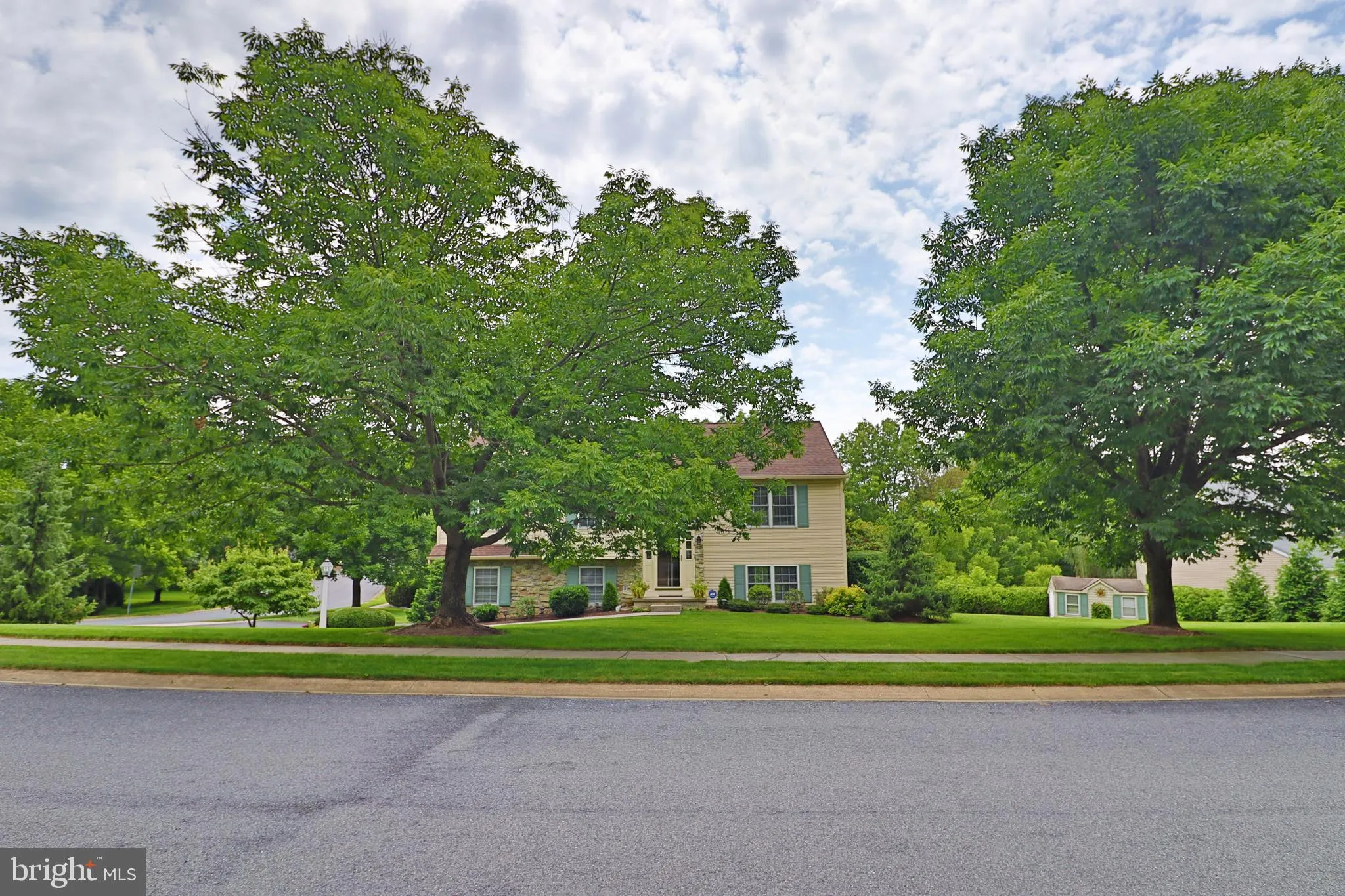 Manheim, Pennsylvania 17545, United States, 3 Bedrooms Bedrooms, ,2 BathroomsBathrooms,Residential,Active,177622