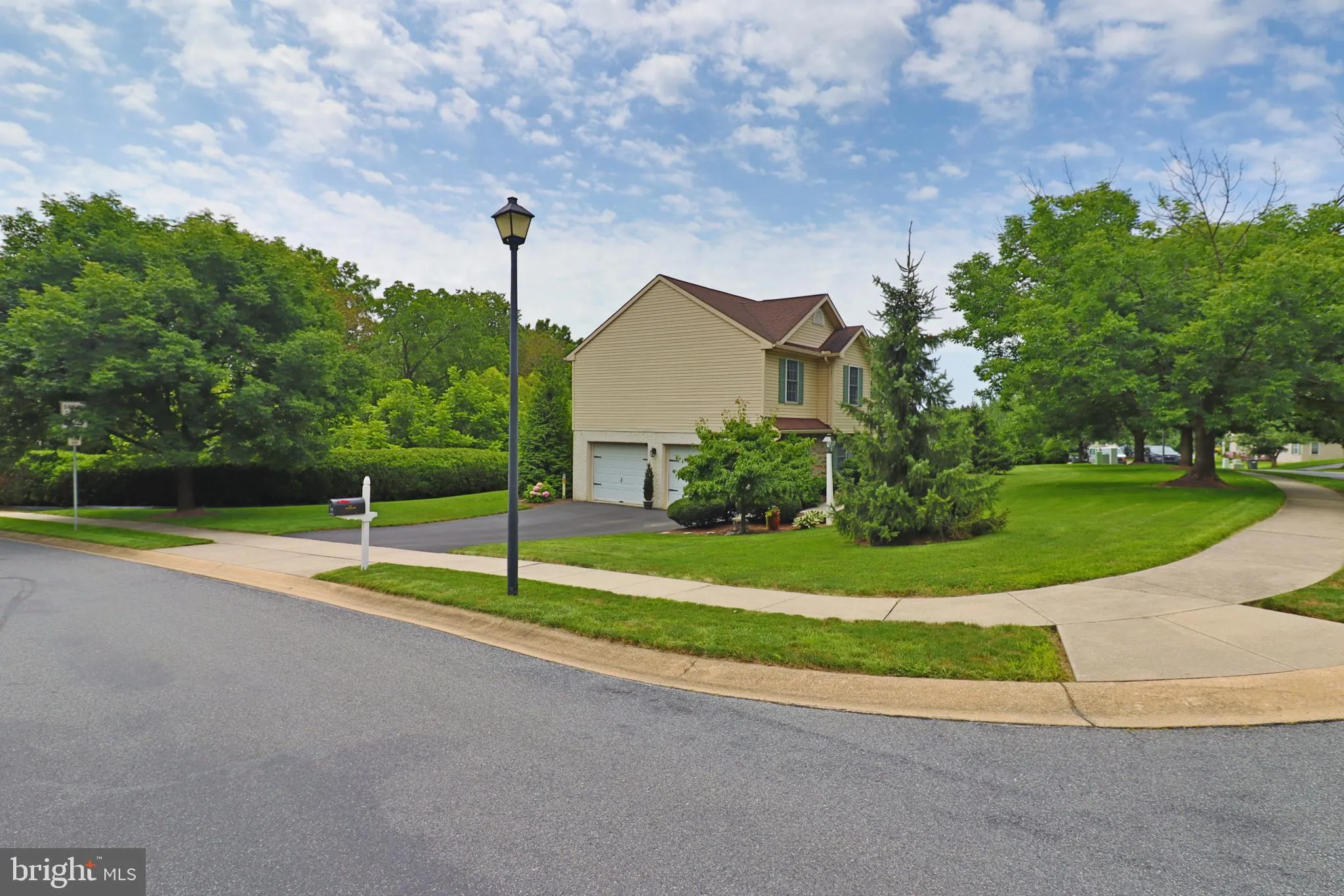 Manheim, Pennsylvania 17545, United States, 3 Bedrooms Bedrooms, ,2 BathroomsBathrooms,Residential,Active,177622