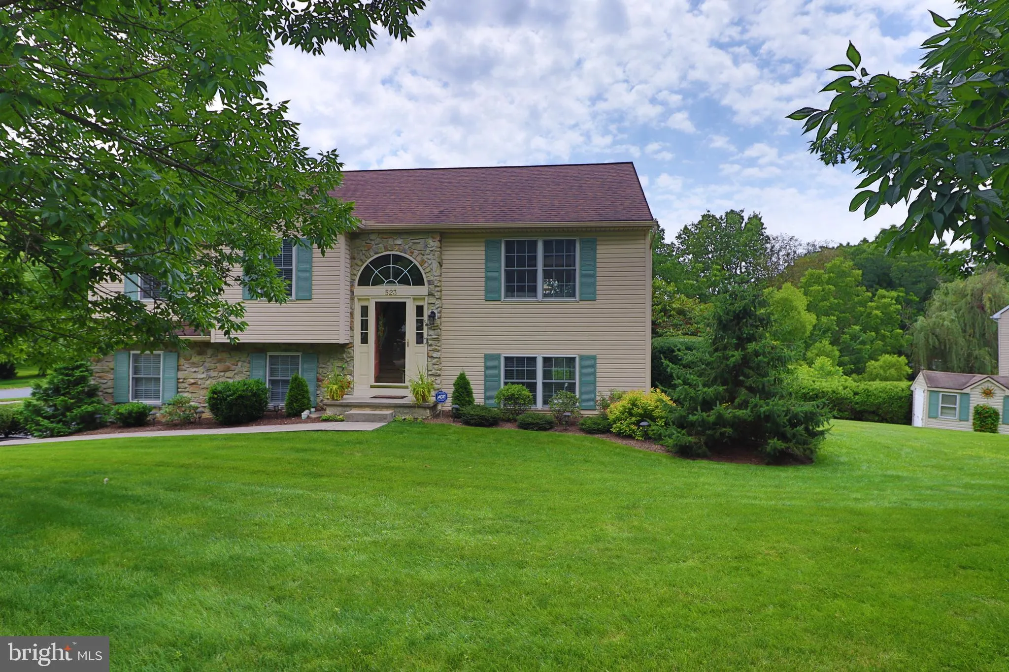 Manheim, Pennsylvania 17545, United States, 3 Bedrooms Bedrooms, ,2 BathroomsBathrooms,Residential,Active,177622