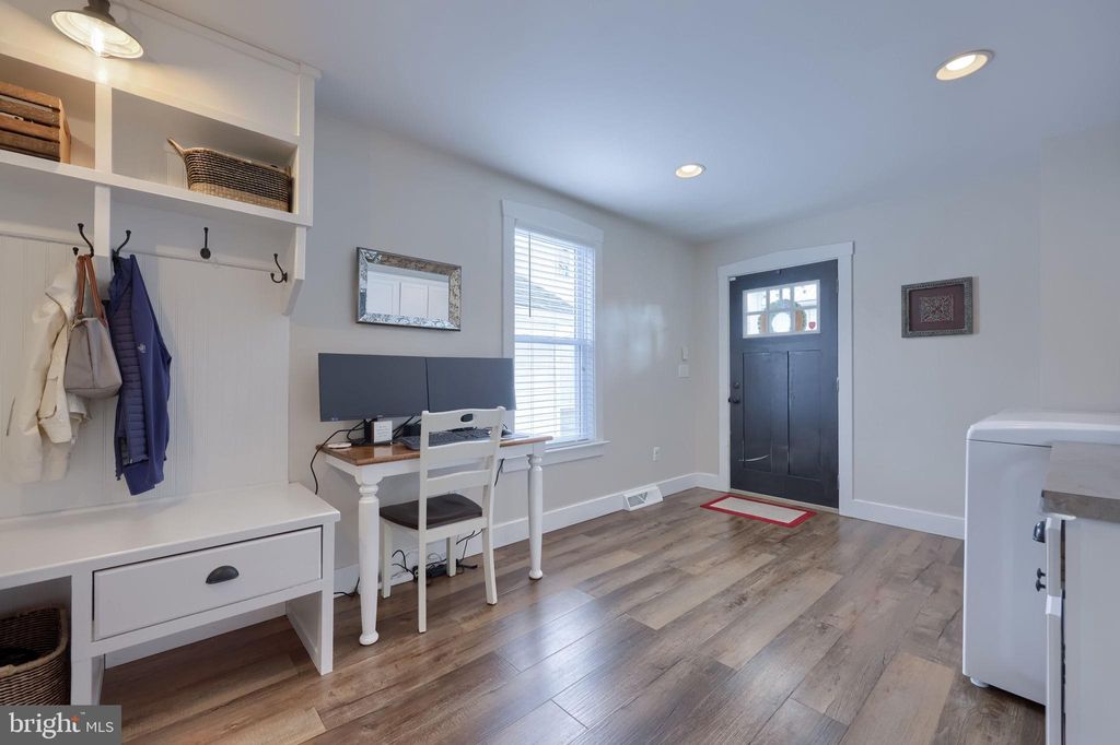 Photo of 1971 New Street, EAST PETERSBURG, PA 17520 (MLS # PALA2087554)