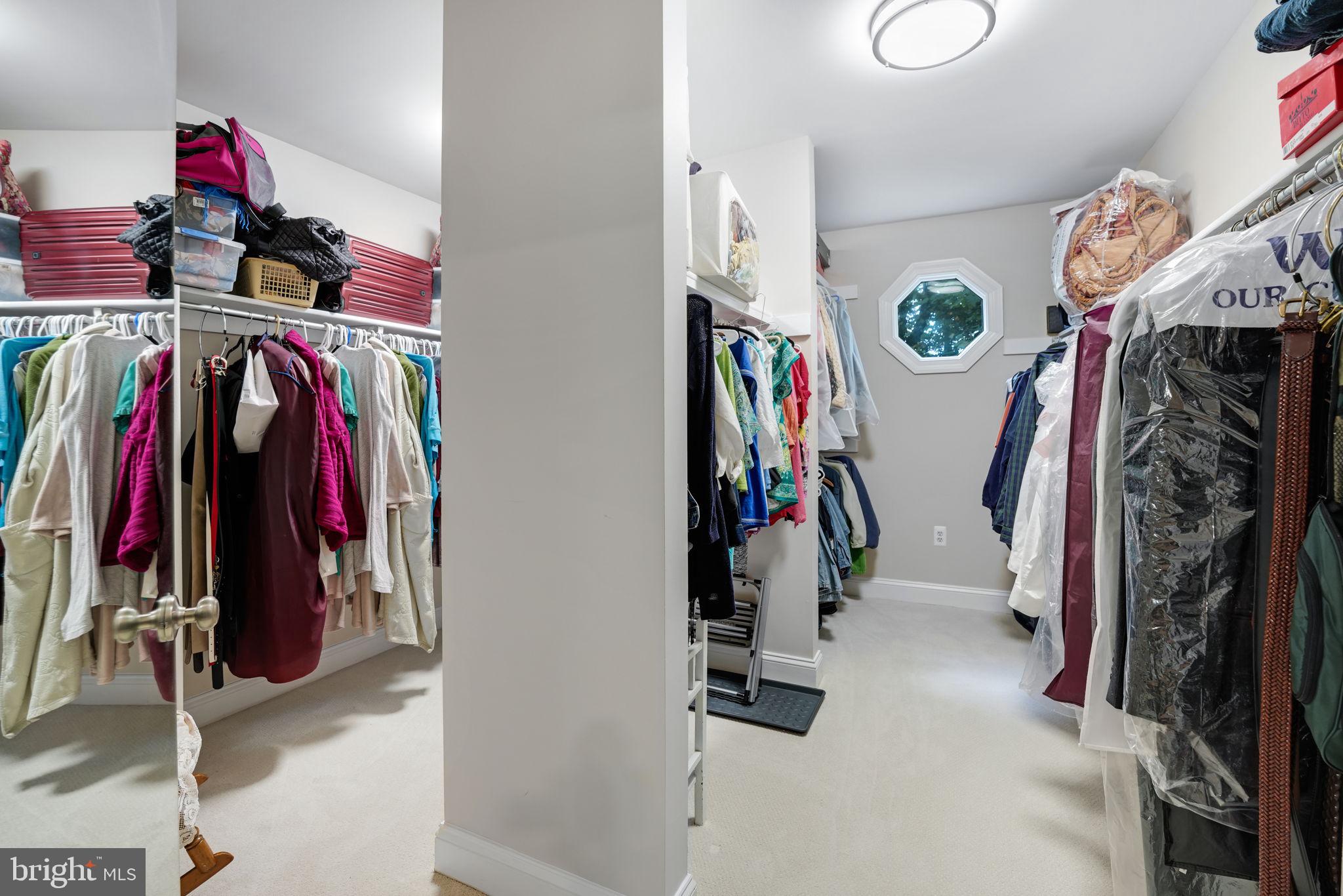 RESTON - Residential