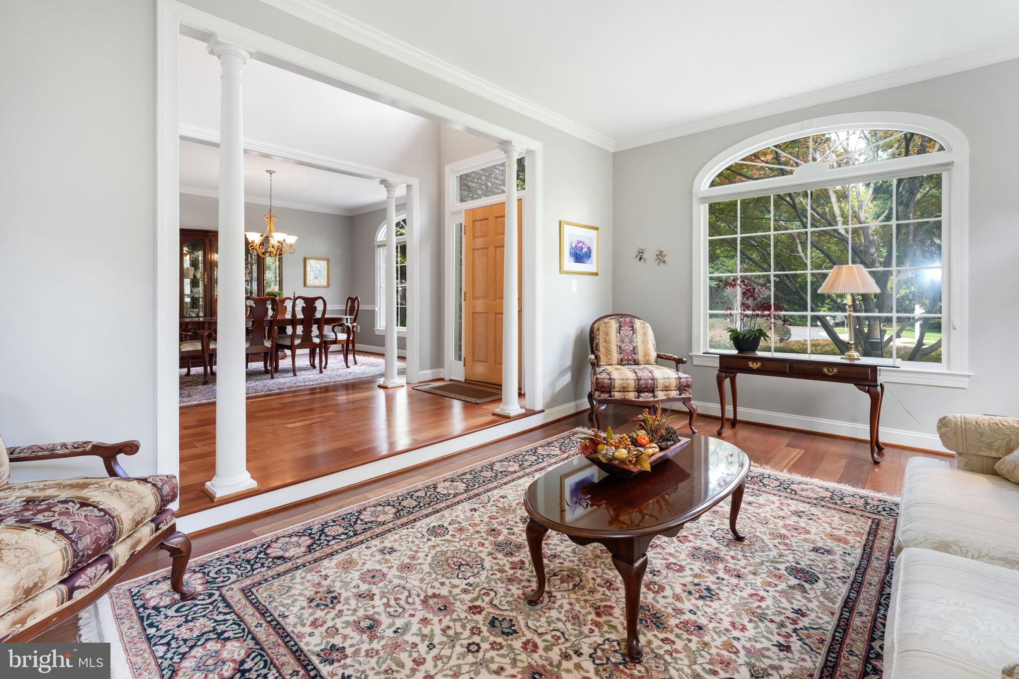 RESTON - Residential