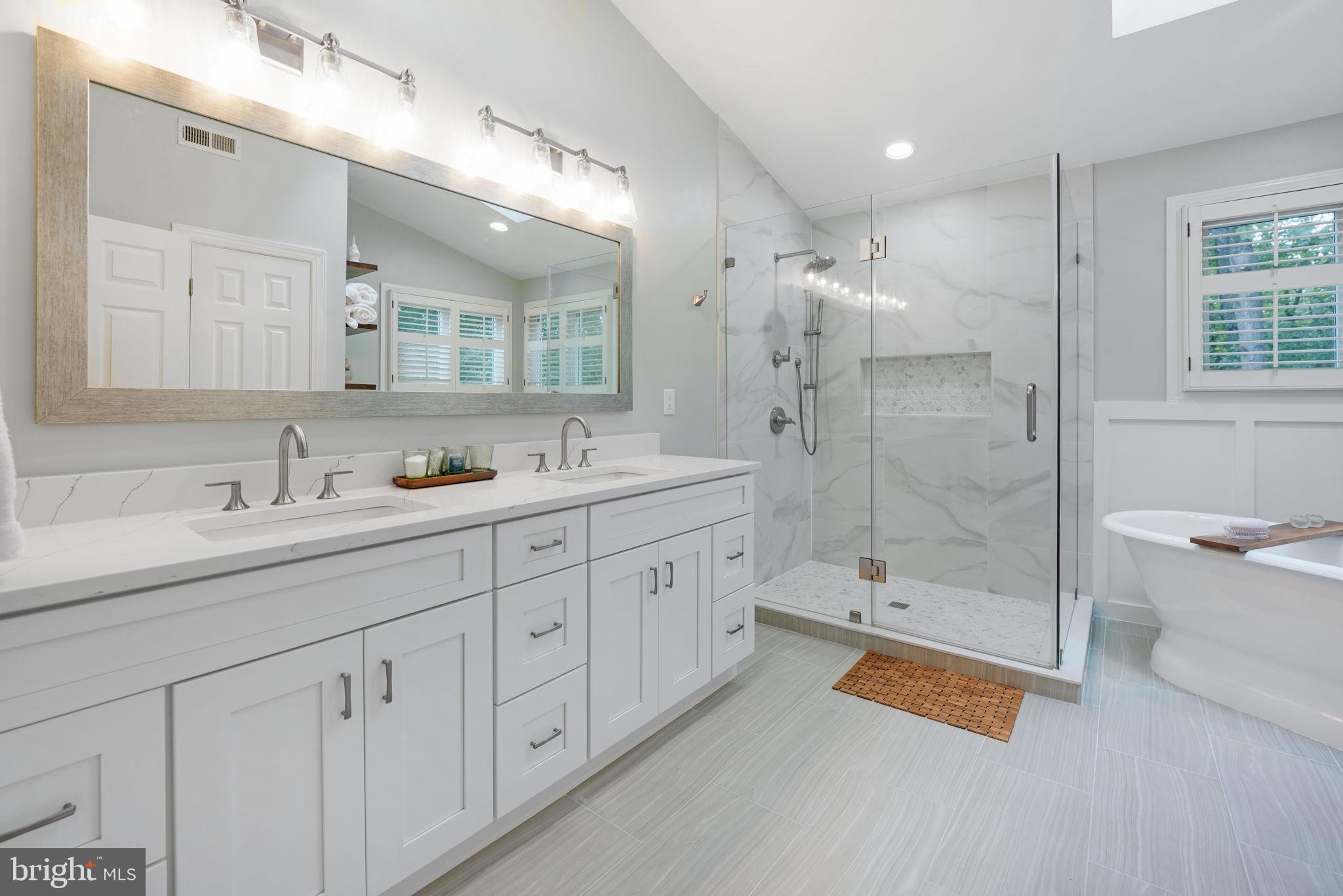 RESTON - Residential