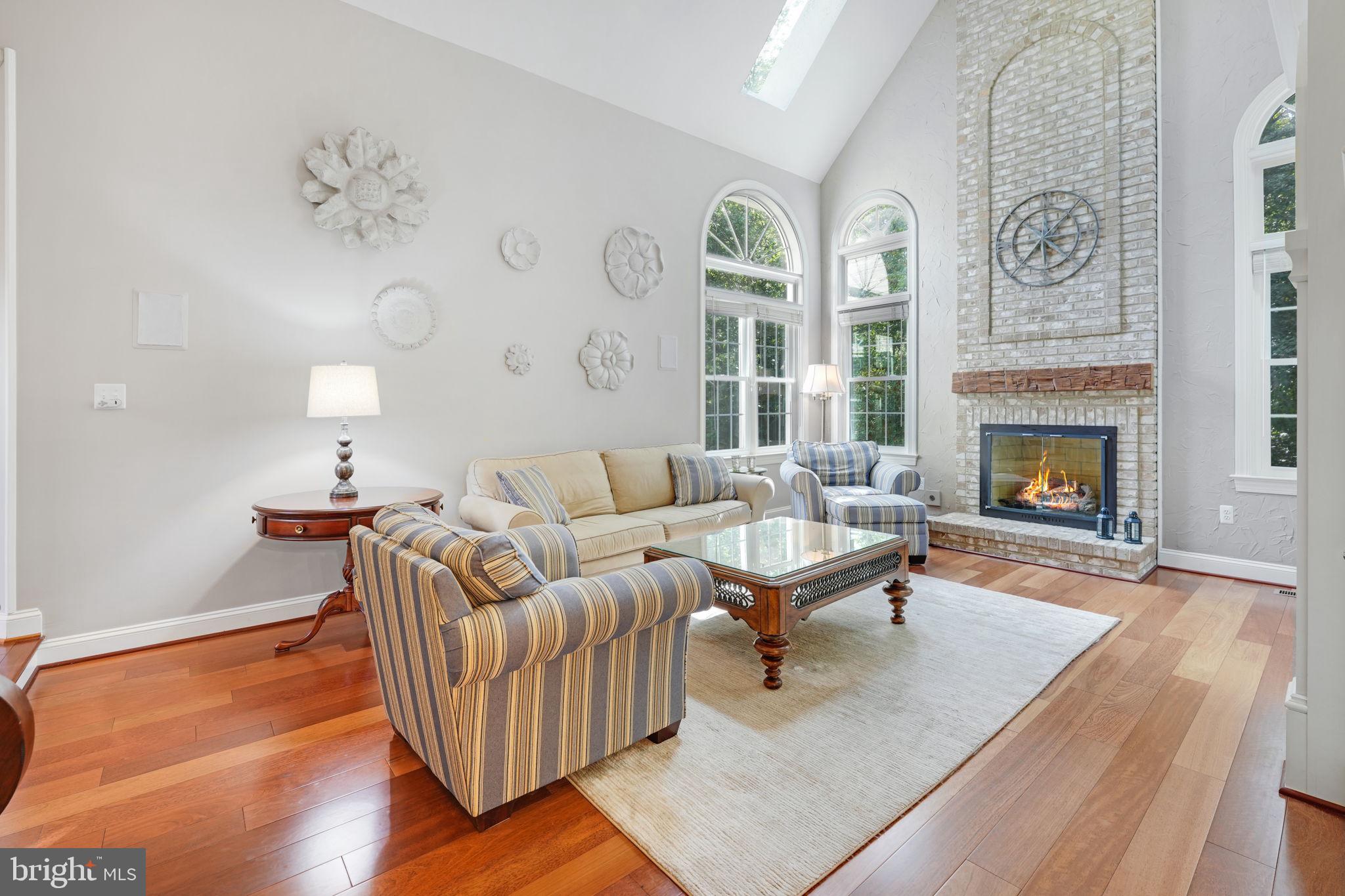 RESTON - Residential