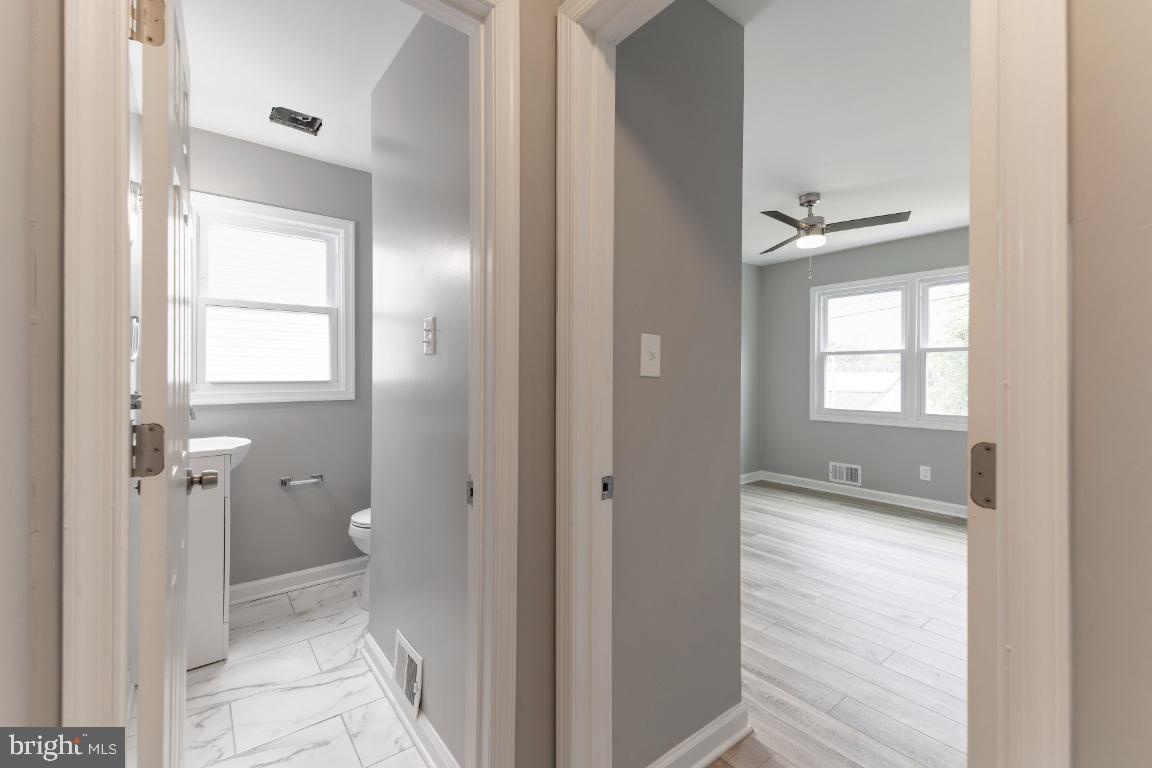 COLUMBIA HIGHLANDS - Residential