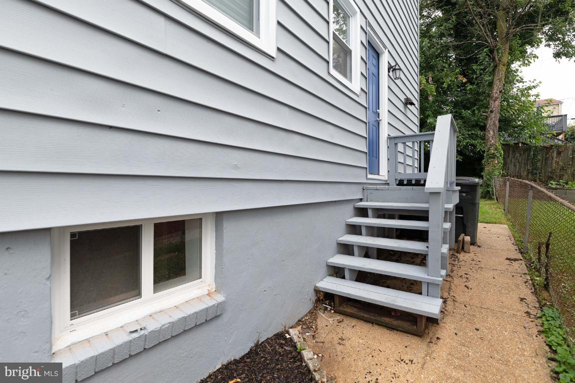 COLUMBIA HIGHLANDS - Residential