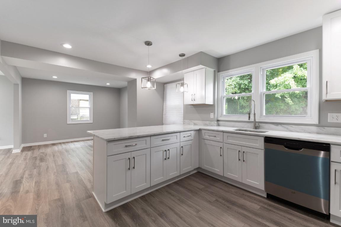 COLUMBIA HIGHLANDS - Residential