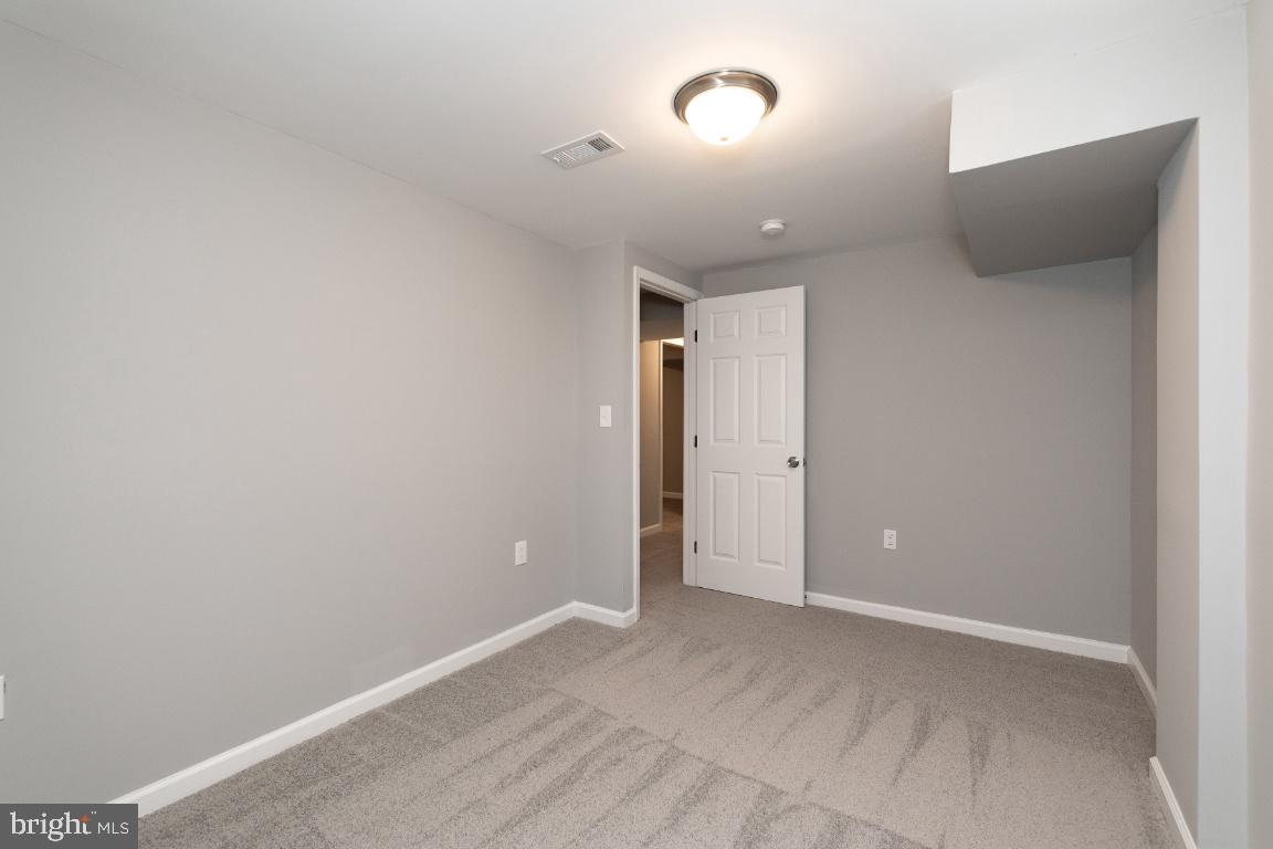 COLUMBIA HIGHLANDS - Residential