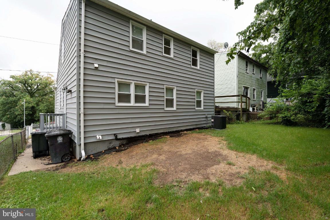 COLUMBIA HIGHLANDS - Residential