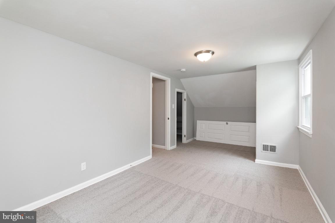 COLUMBIA HIGHLANDS - Residential