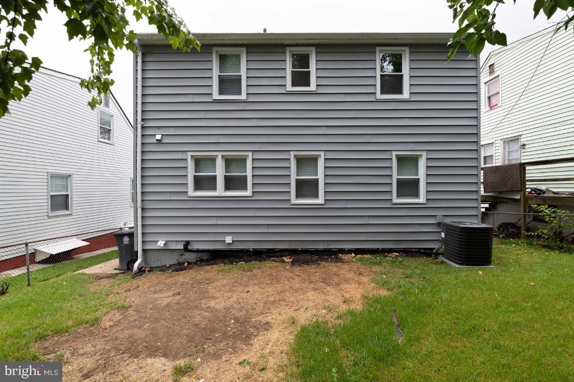 COLUMBIA HIGHLANDS - Residential