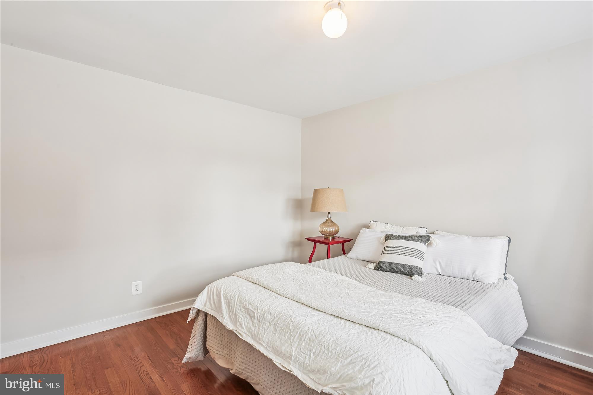 ROCK CREEK VILLAGE CONDOMINIUMS - Residential