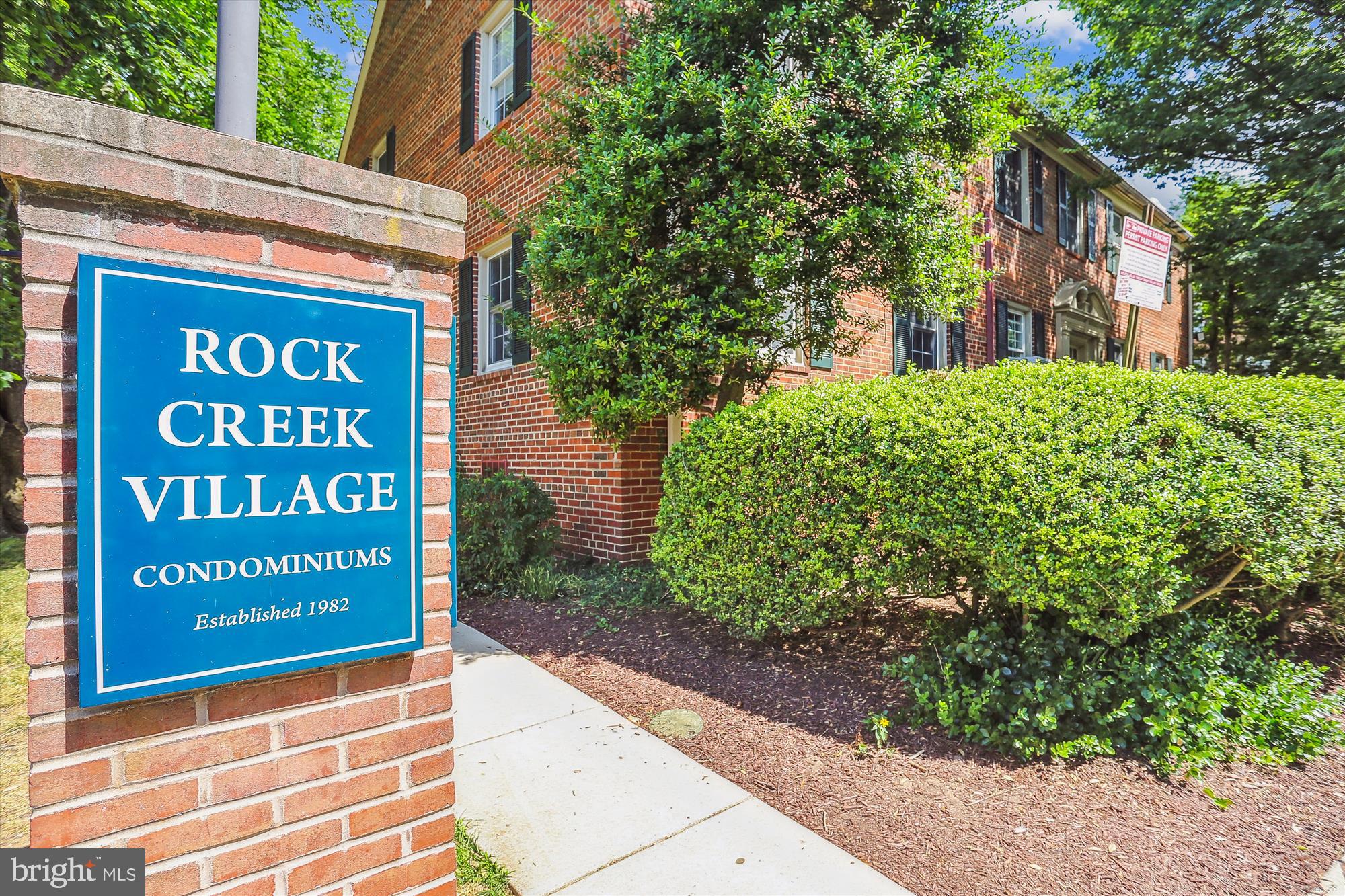 ROCK CREEK VILLAGE CONDOMINIUMS - Residential