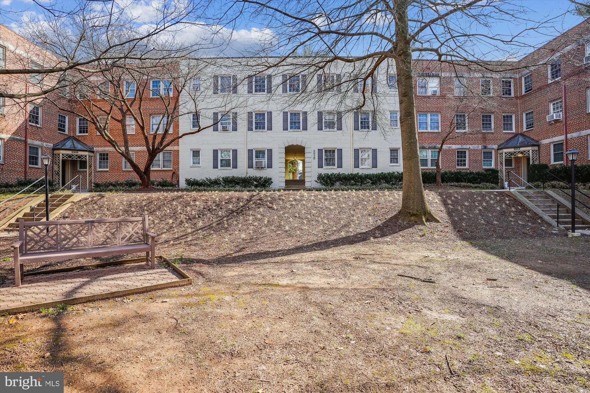 ROCK CREEK VILLAGE CONDOMINIUMS - Residential