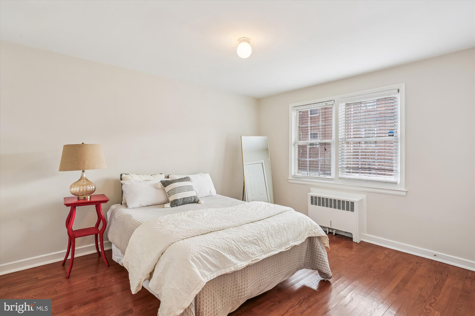 ROCK CREEK VILLAGE CONDOMINIUMS - Residential