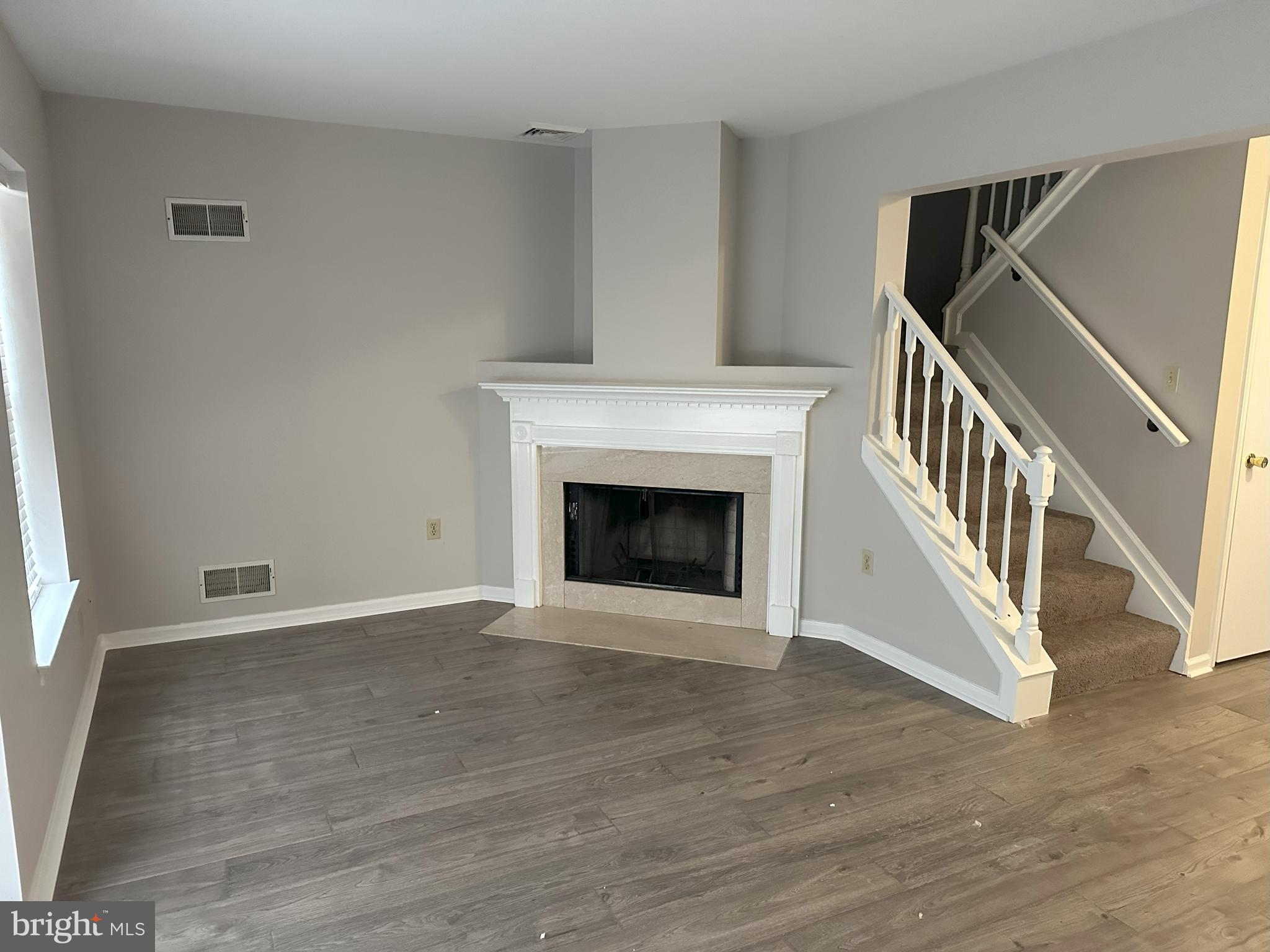 GRANDVIEW CHASE - Residential Lease