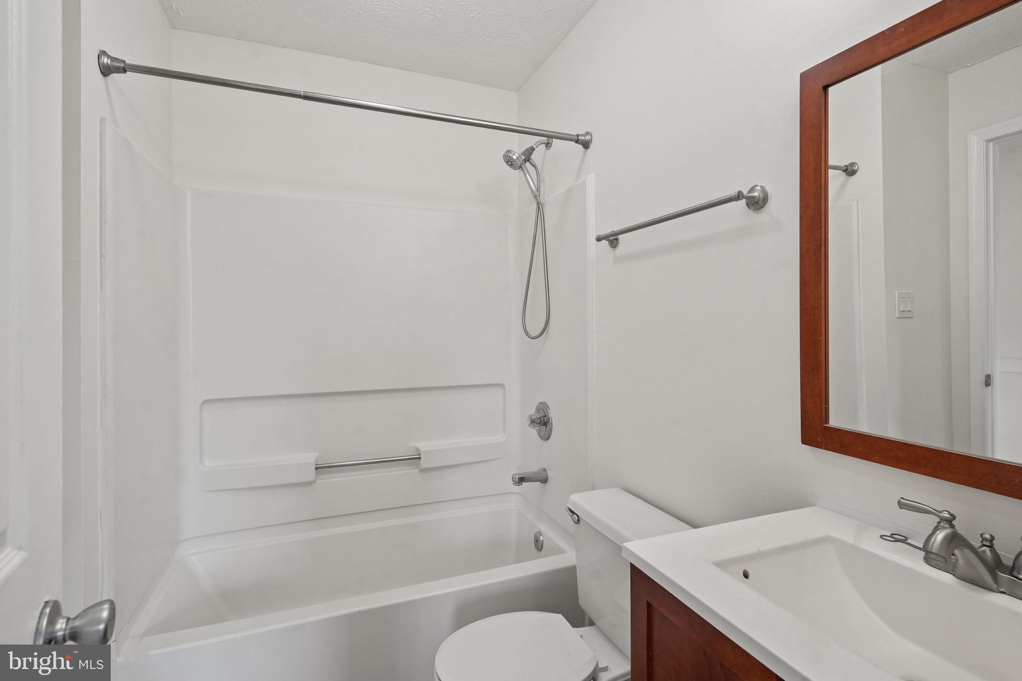 KINGS RANSOM CONDO - Residential Lease