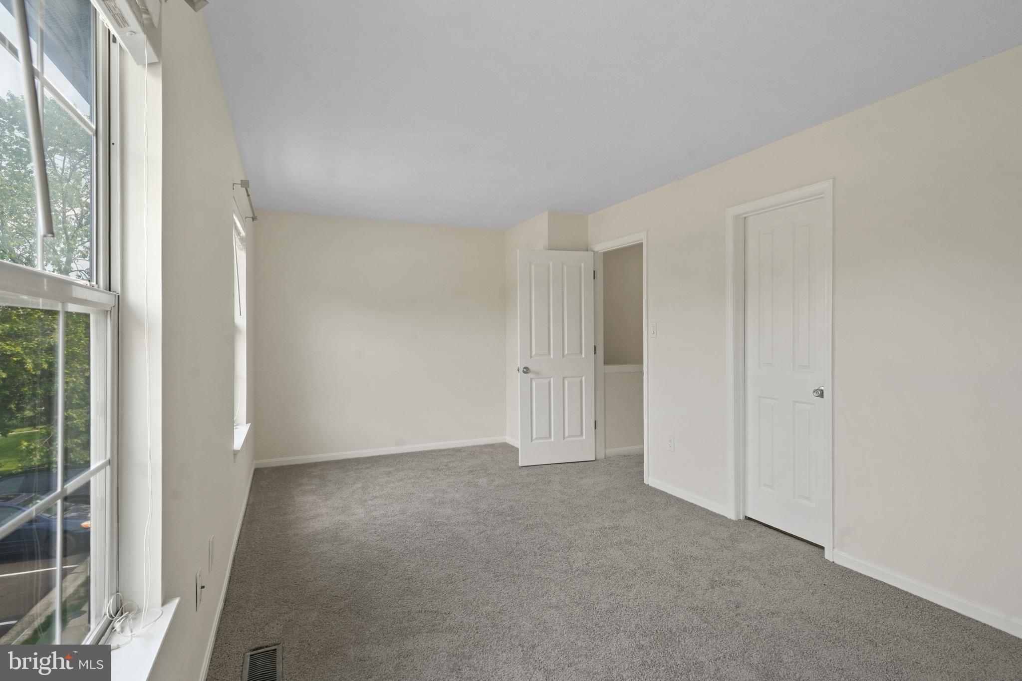 KINGS RANSOM CONDO - Residential Lease