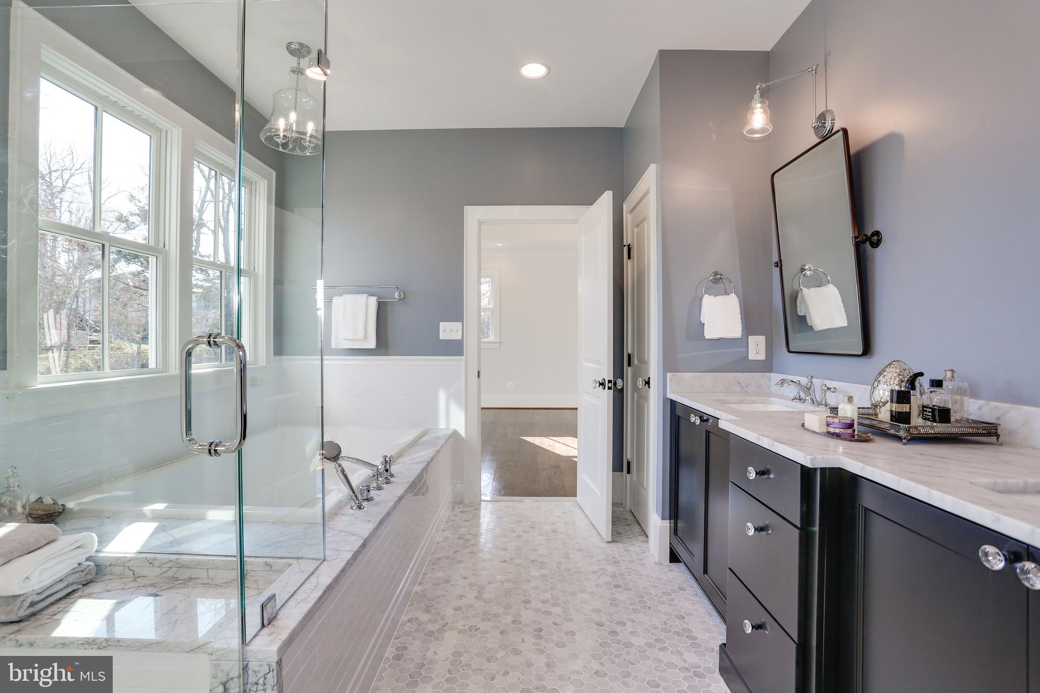 STRATFORD HILLS - Residential