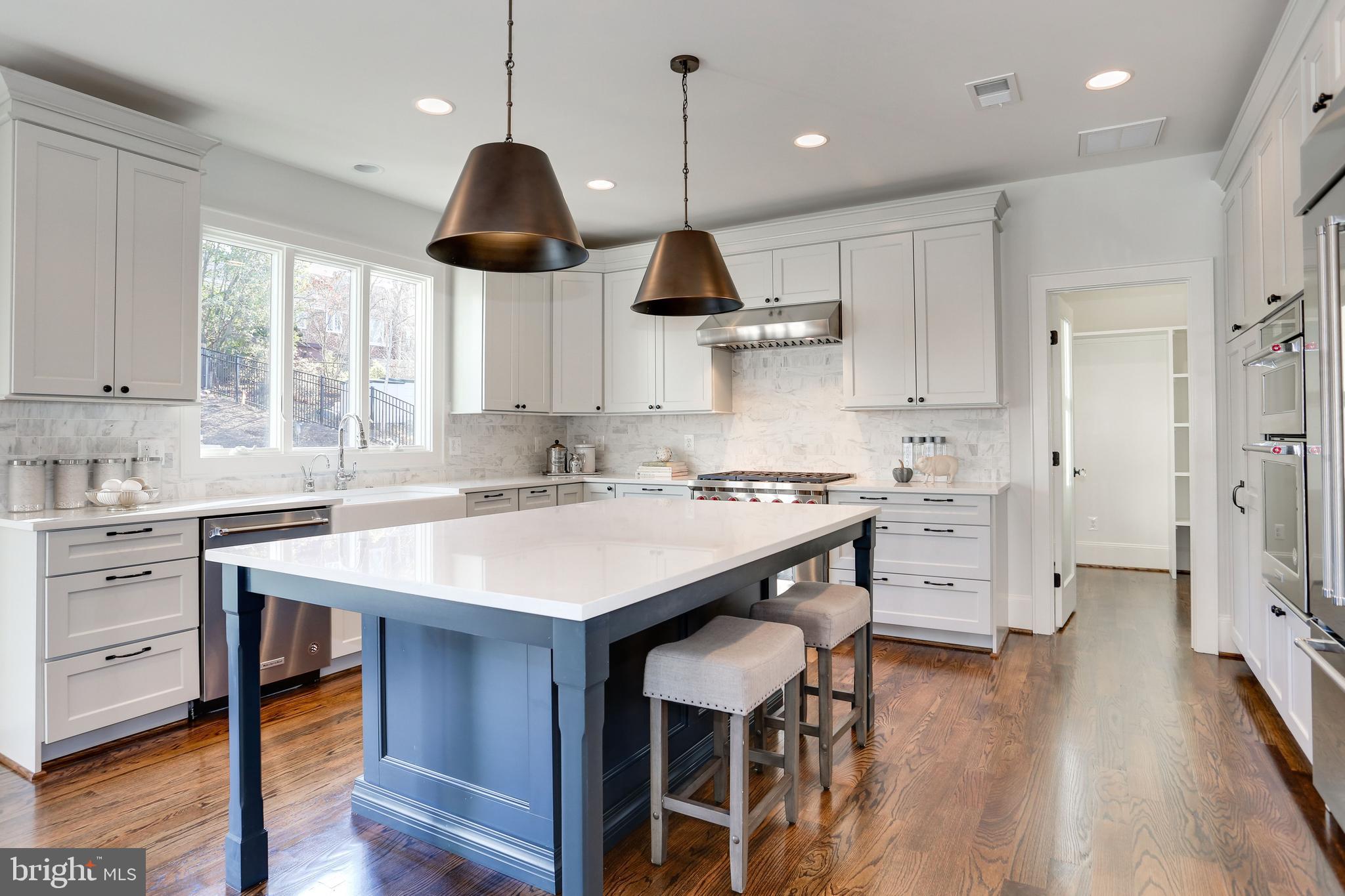 STRATFORD HILLS - Residential