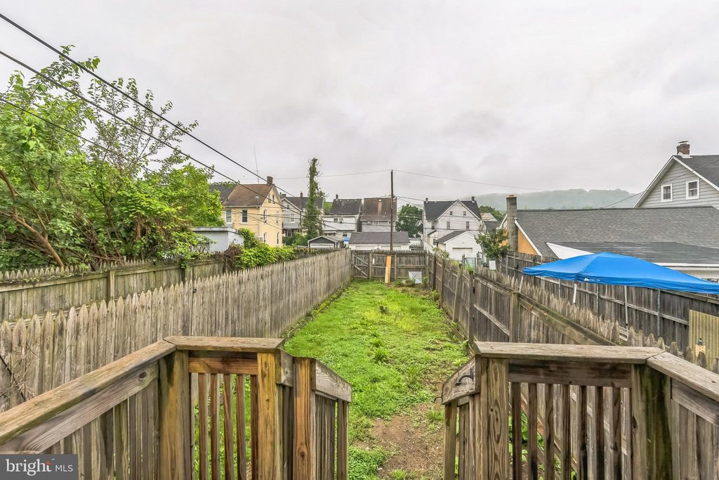 Photo of 634 Ontario Street, BETHLEHEM, PA 18015 (MLS # PANH2008080)